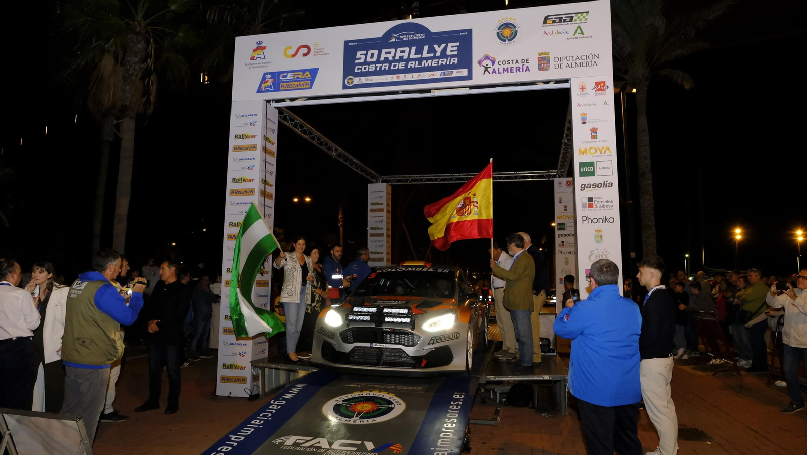 La salida de la 50 edición del Rallye Costa de Almería, en imágenes