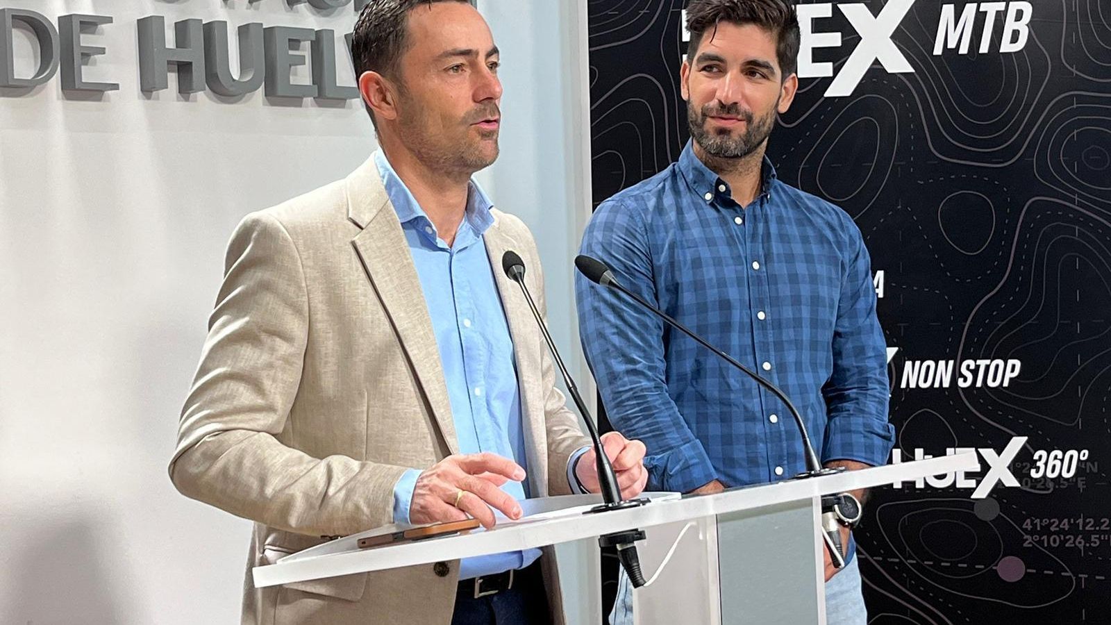 Presentación de la HUEX NON STOP en la Diputación.