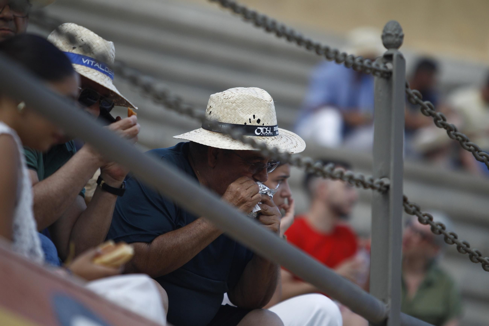 Corrida de toros en Vera, en imágenes