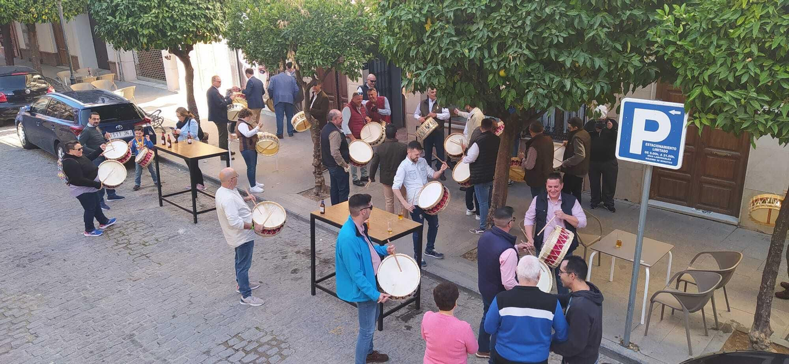 Participantes en la I Jornada del Tambor de Baena.