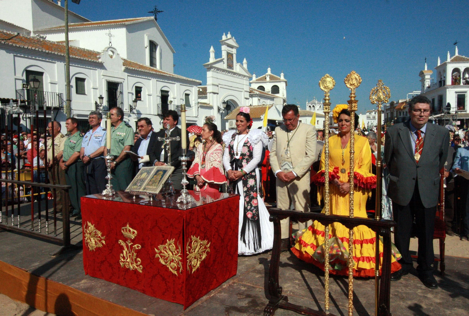 Las imágenes de la Misa de Pentecostés en El Rocío