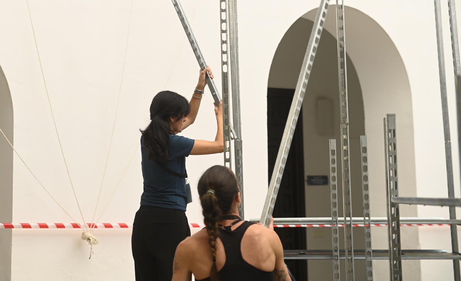 Inicio de los montajes de Flora 2025.