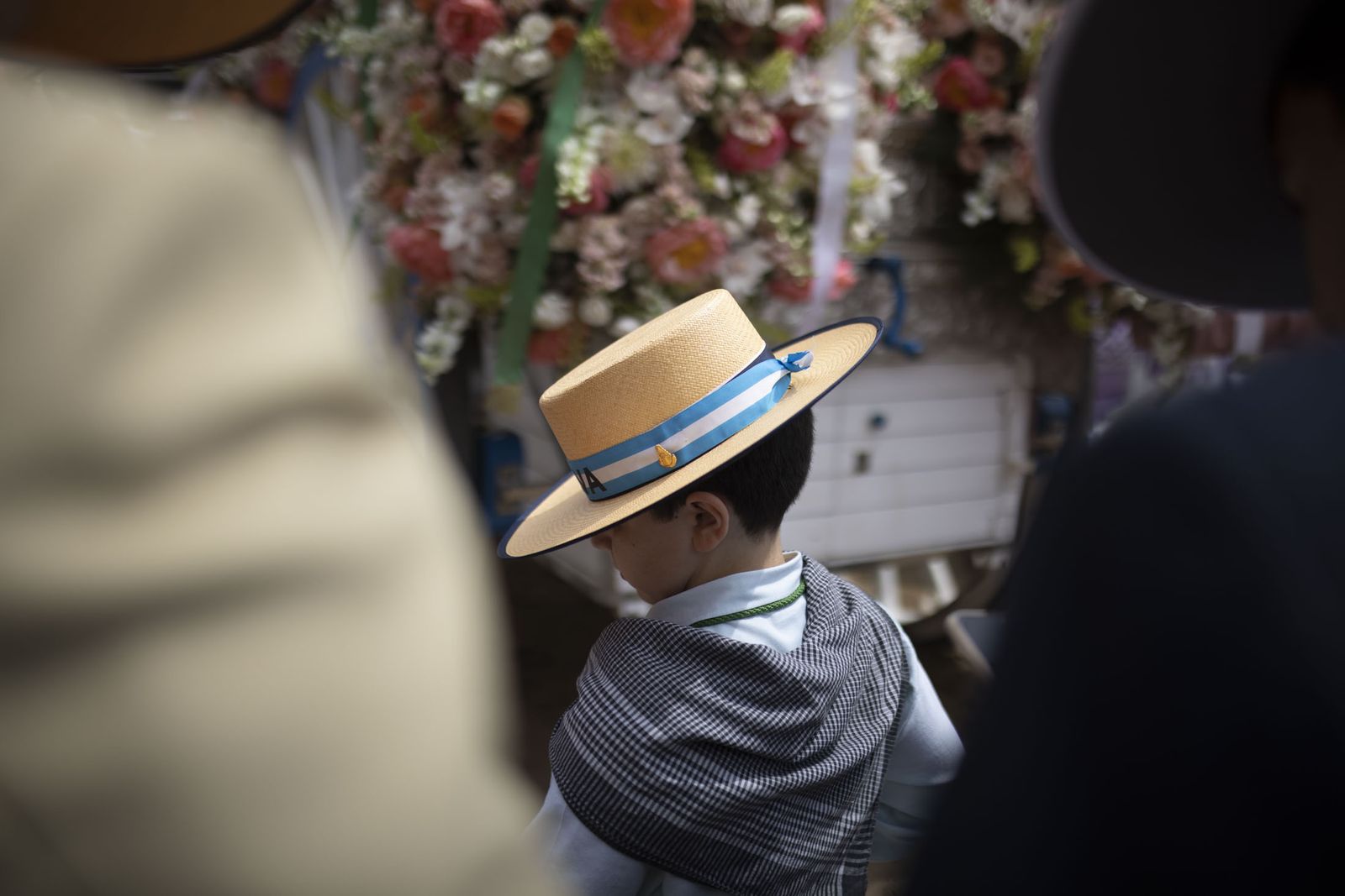 El Rocío 2023: Imágenes de ambiente en la aldea durante la presentación de las Hermandades