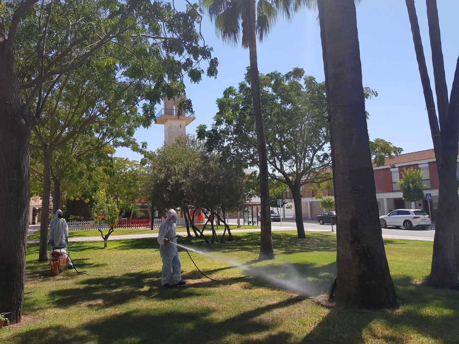 Fumigación en el casco urbano de Los Palacios.