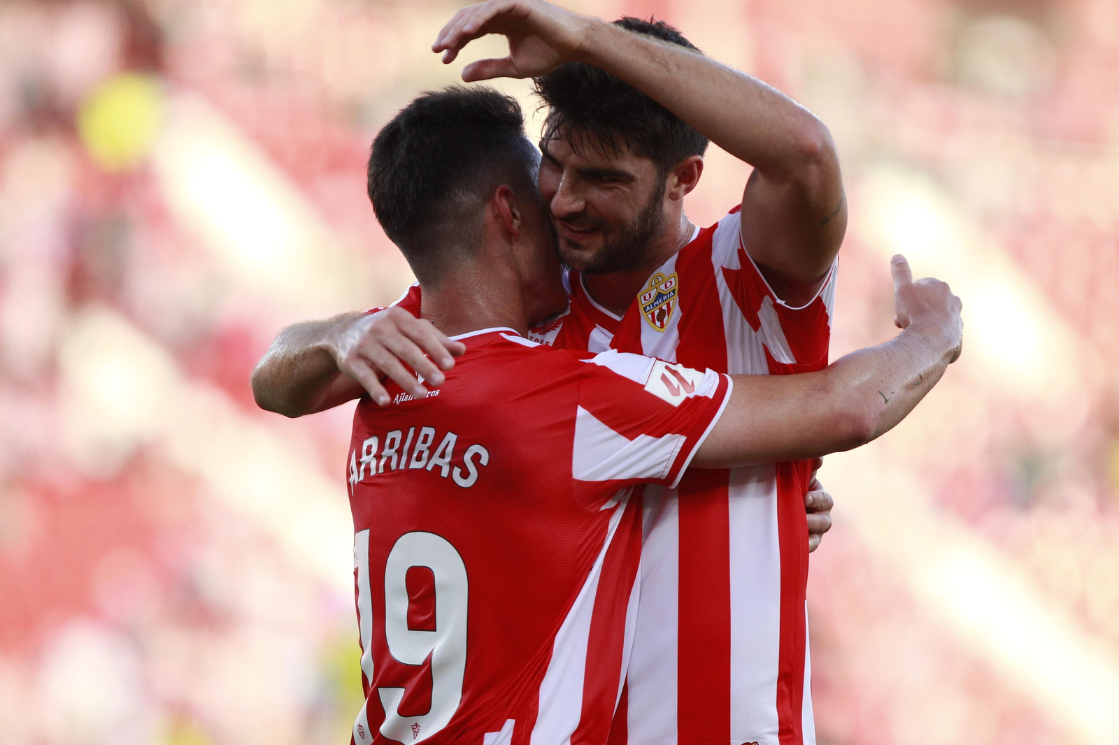 Imágenes de la gran victoria del Almería ante el Cádiz por 6 a 1