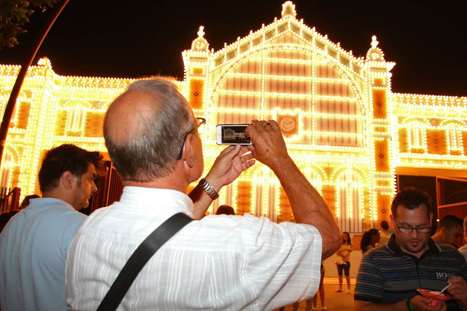 Inauguración portada del recinto ferial.