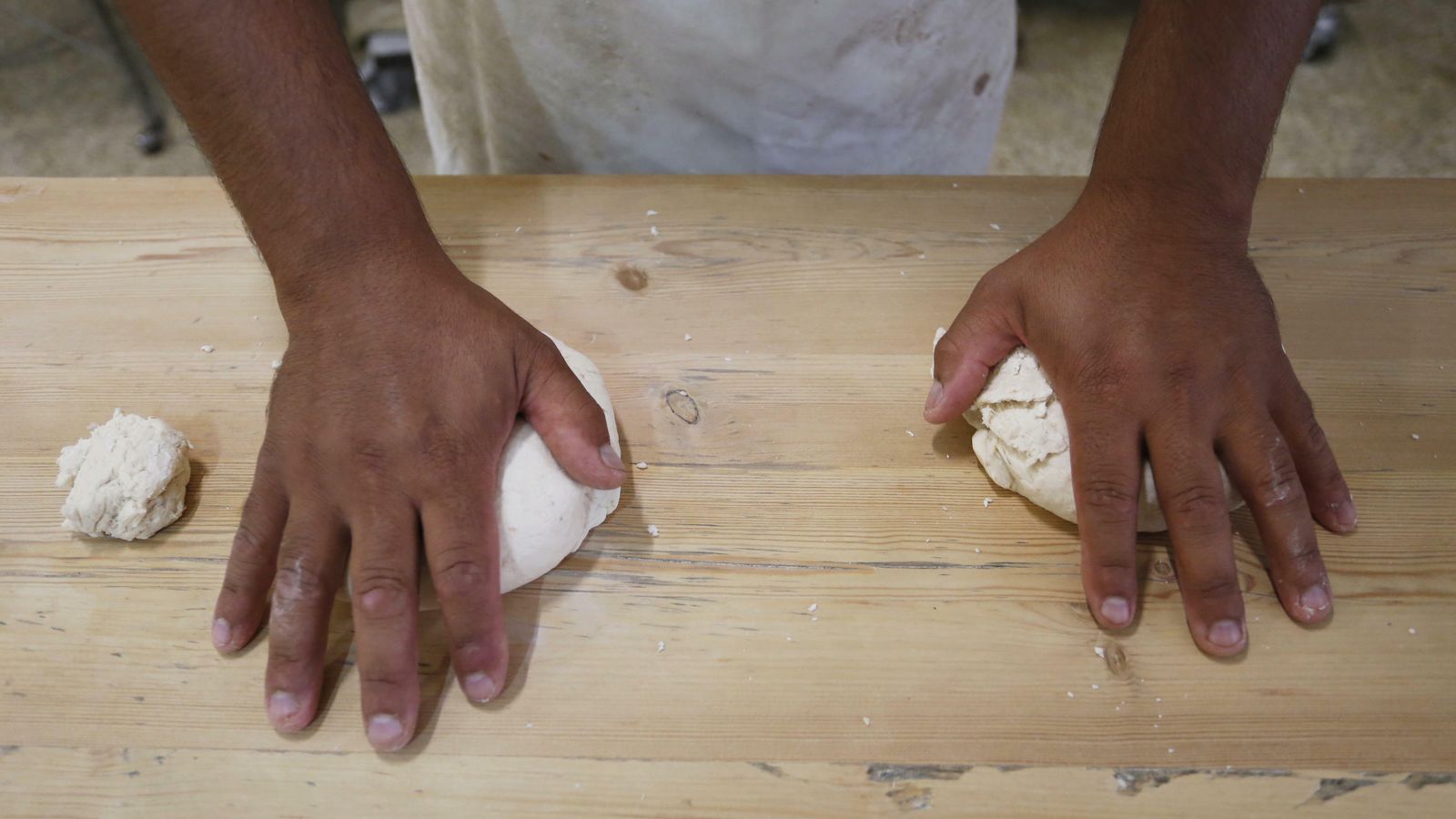 "Las manos son nuestras únicas medidas" afirma Carlos Martín, más conocido como Jarito