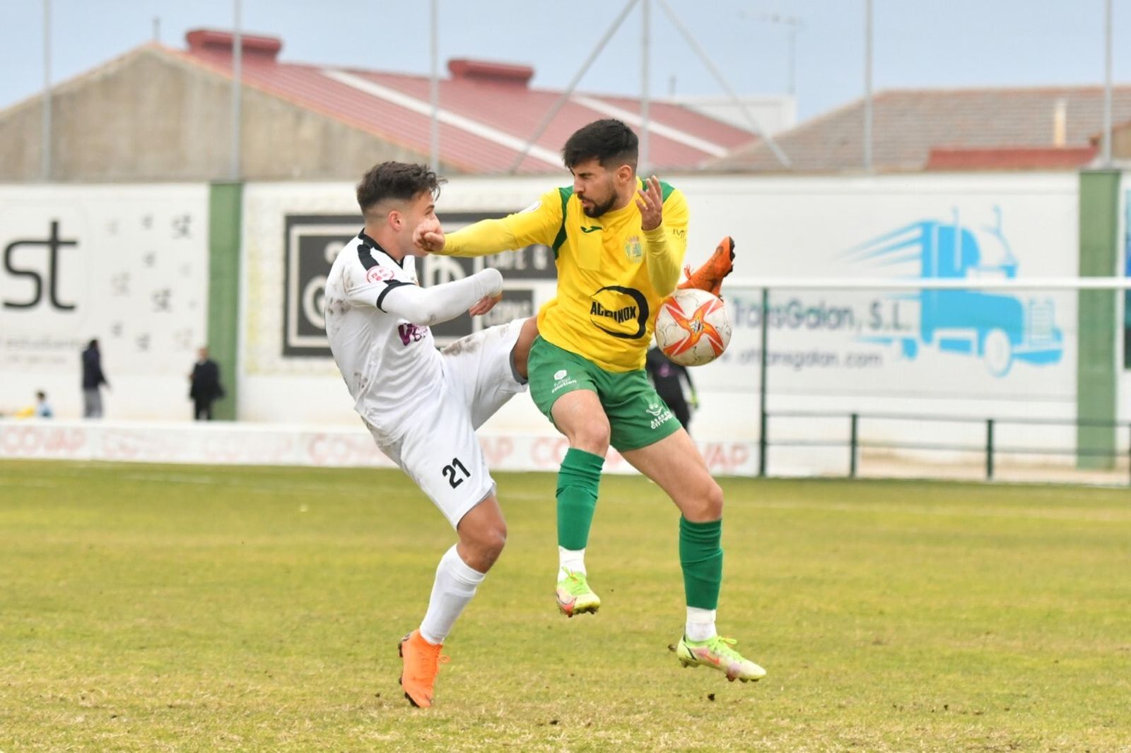 Las fotos del CD Pozoblanco - UD Los Barrios (1-1)