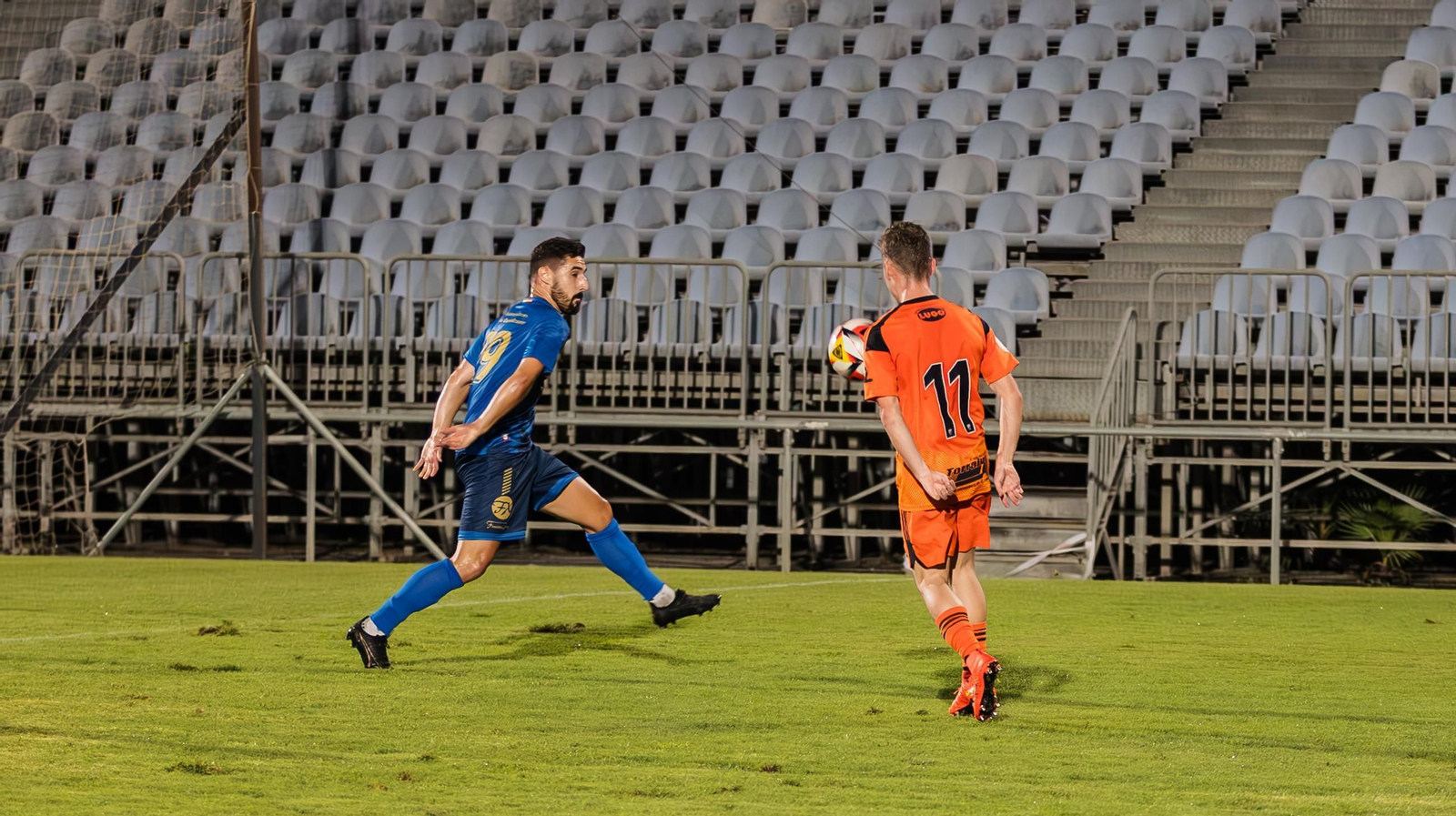Las imágenes del triunfo del Xerez CD en el Trofeo Antonio Moure