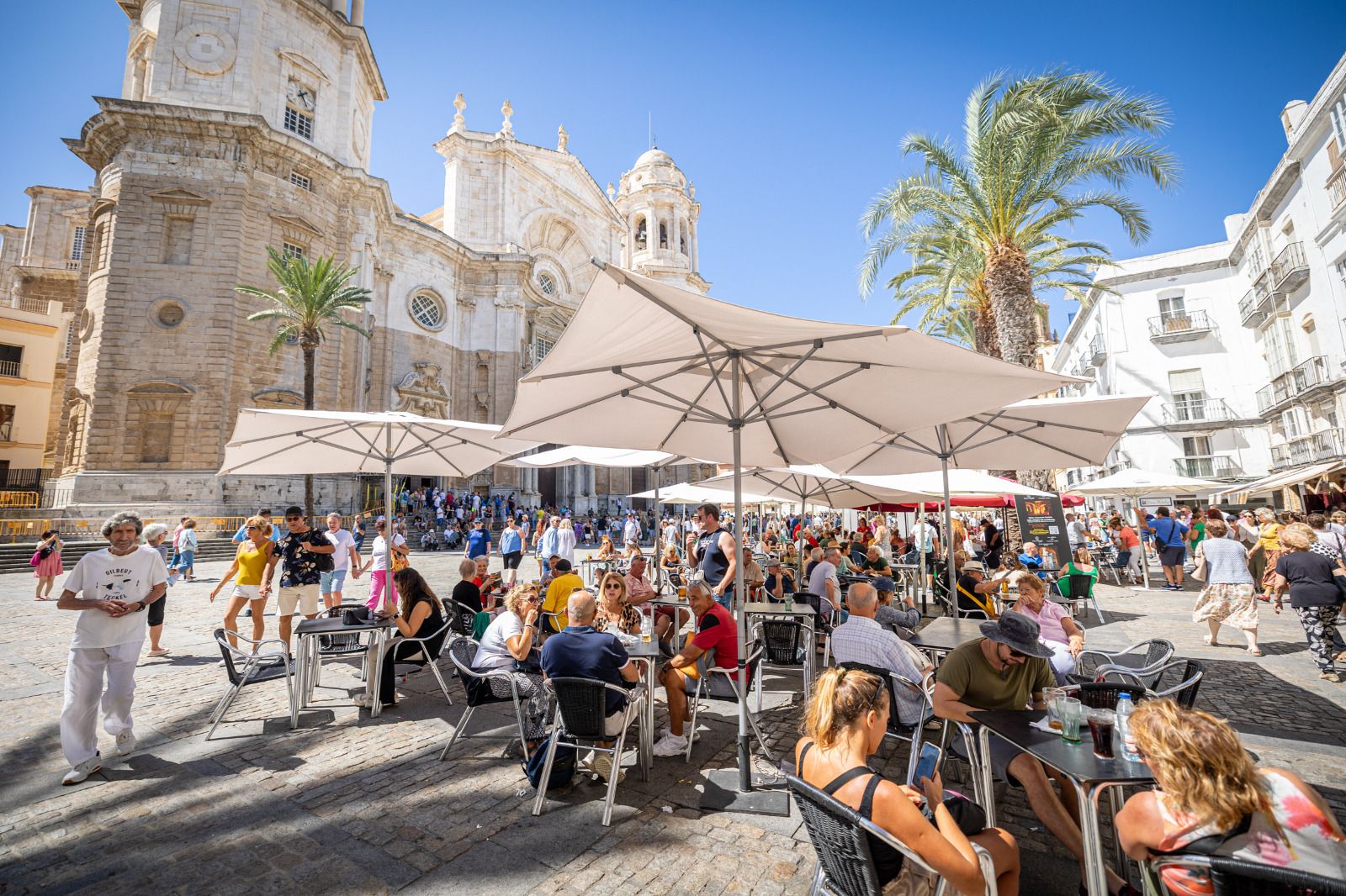 Los turistas que han llegado a Cádiz en los cinco cruceros