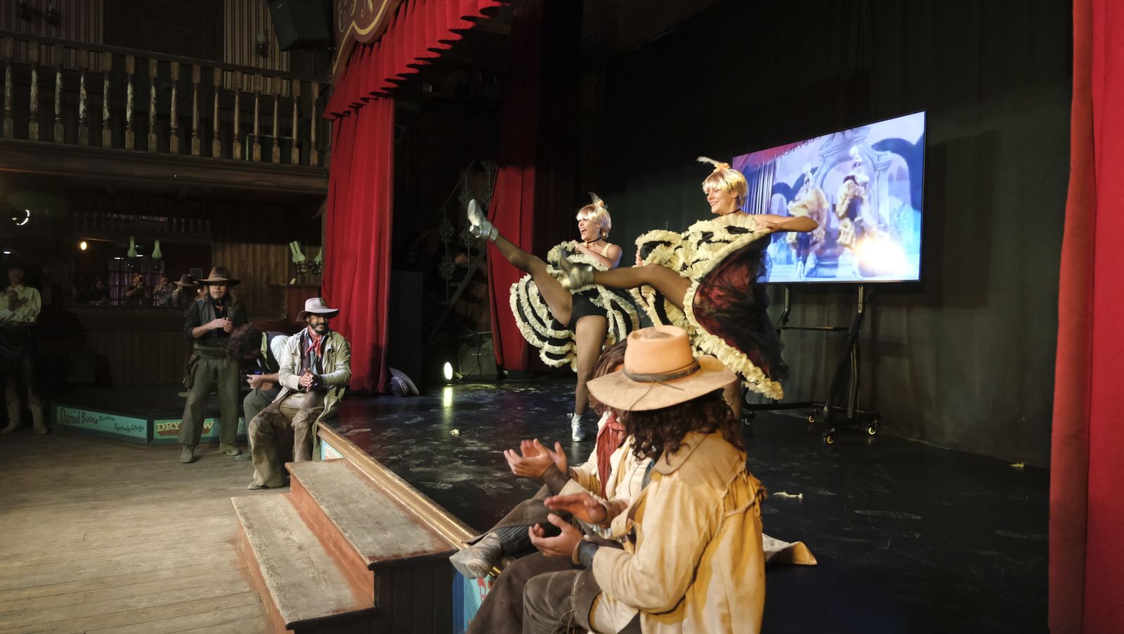 Imágenes de la inauguración del Almería Western Film Festival, en Tabernas
