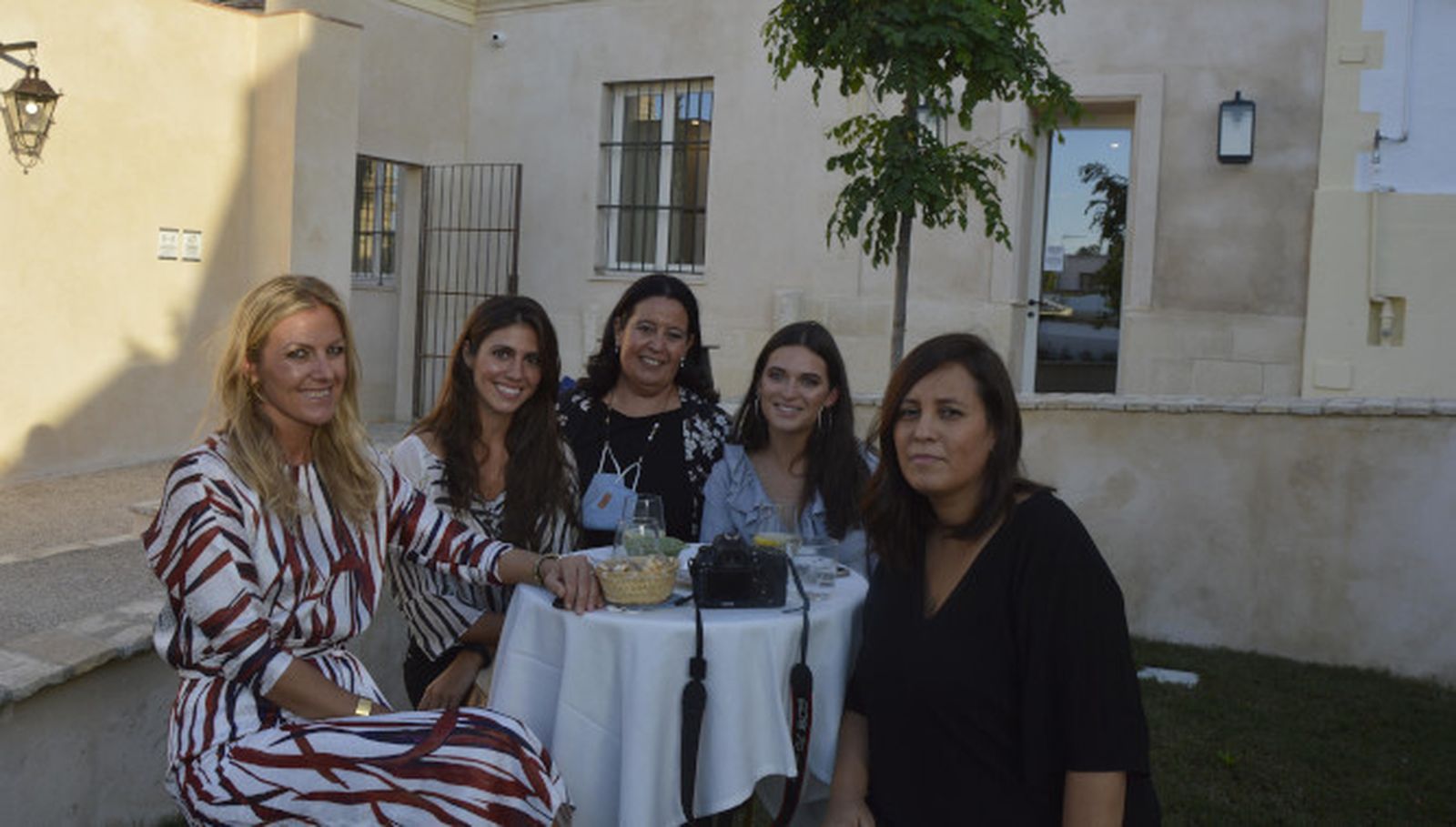 Carla Rebuelta, Ana Cristina Portillo, Cristina Barrera, Aina Nowack y Sandra Belda.