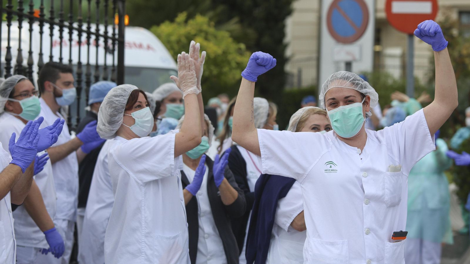 Personal sanitario del Hospital Regional en la primera ola de la pandemia.