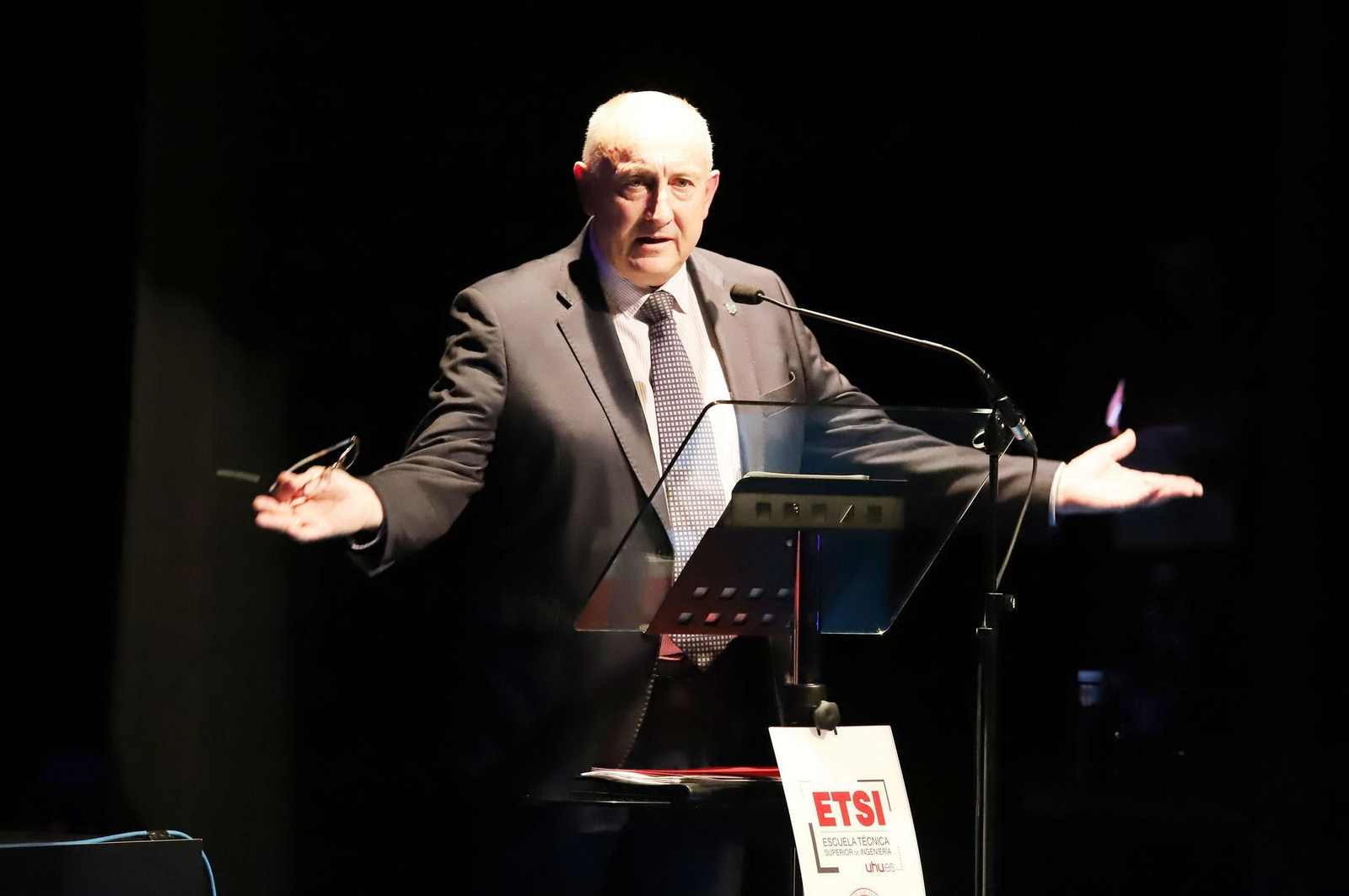 Imágenes del Acto Académico con motivo del 50 aniversario de la Escuela Técnica Superior de Ingeniería