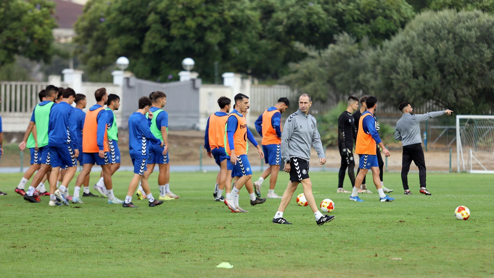 Primer entrenamiento del nuevo entrenador en el Xerez DFC