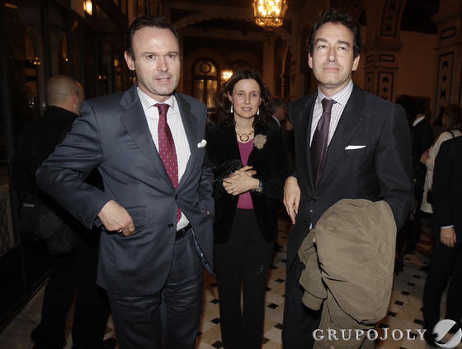 Carlos Parias halcón, delegado general de La Caixa; Patricia Pérez Andújar y Felipe Medina, director general de la APD. / Reportaje gráfico: Antonio Pizarro, Juan Carlos Muñoz y Juan Carlos Vázquez