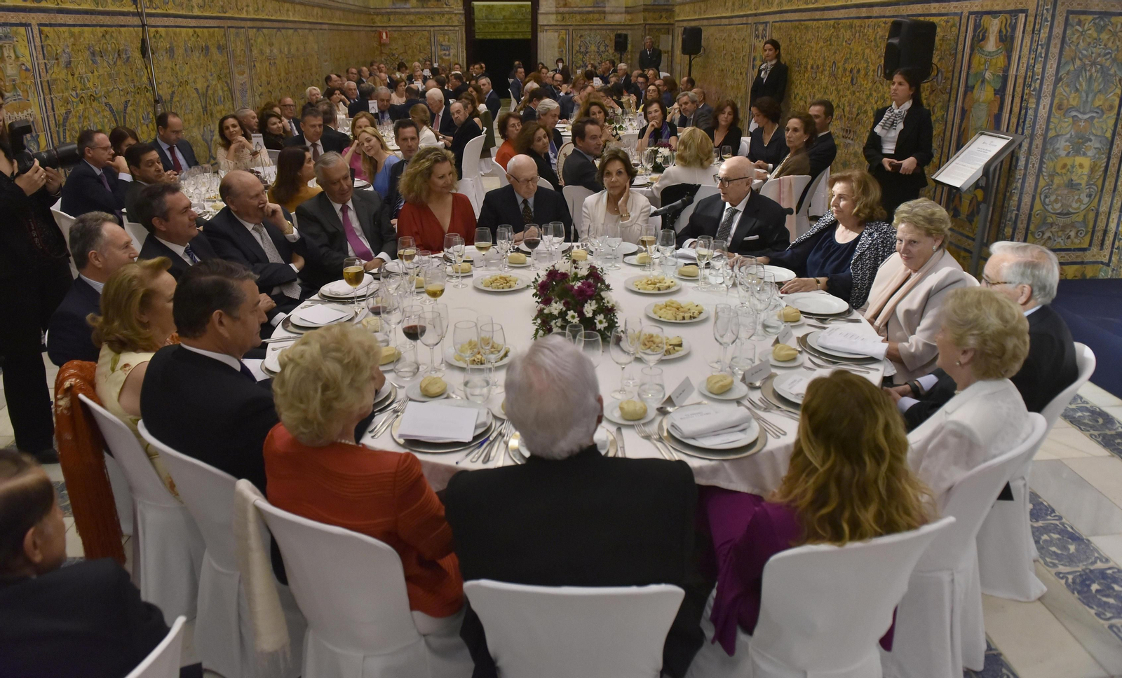 Los asistentes al VII Premio Manuel Clavero