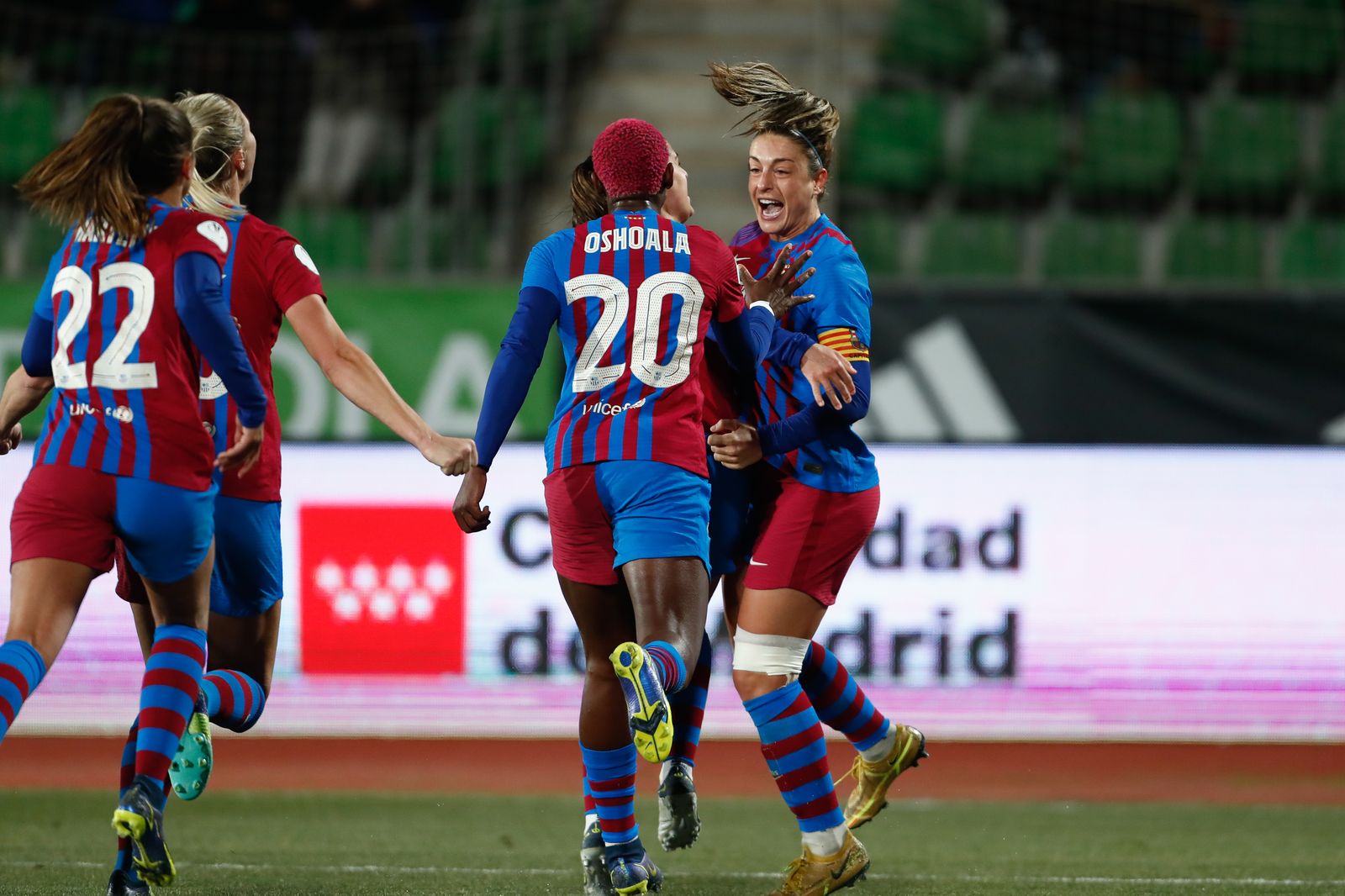 Putellas, celebra un gol