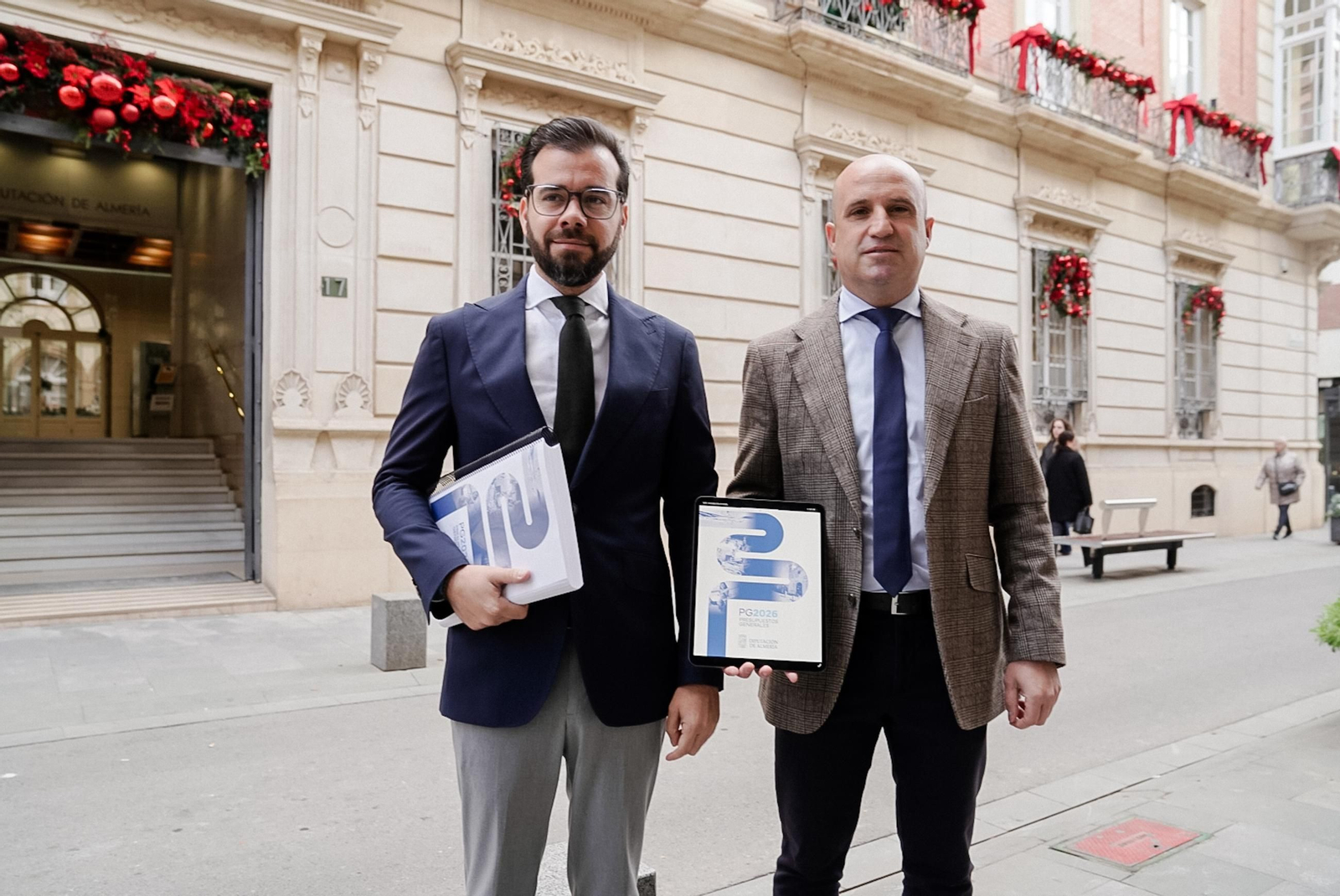 El presidente de Diputación y el diputado de Hacienda han presentado las cuentas.