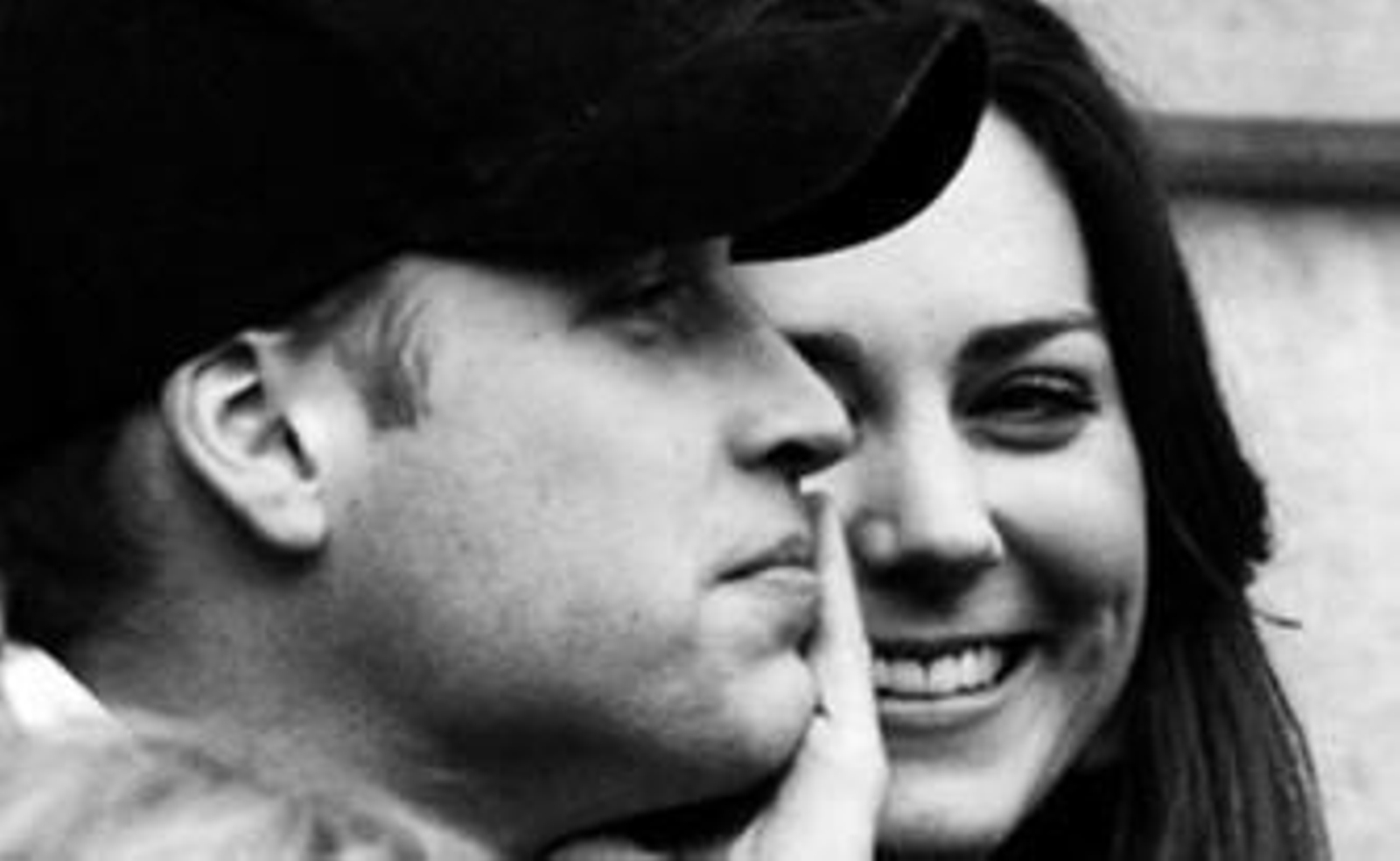 El príncipe Guillermo vive con su novia