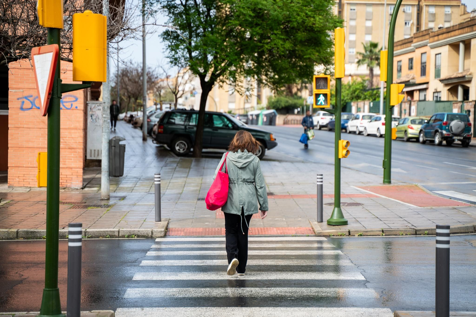 Imágenes del viernes 4 de abril en Huelva