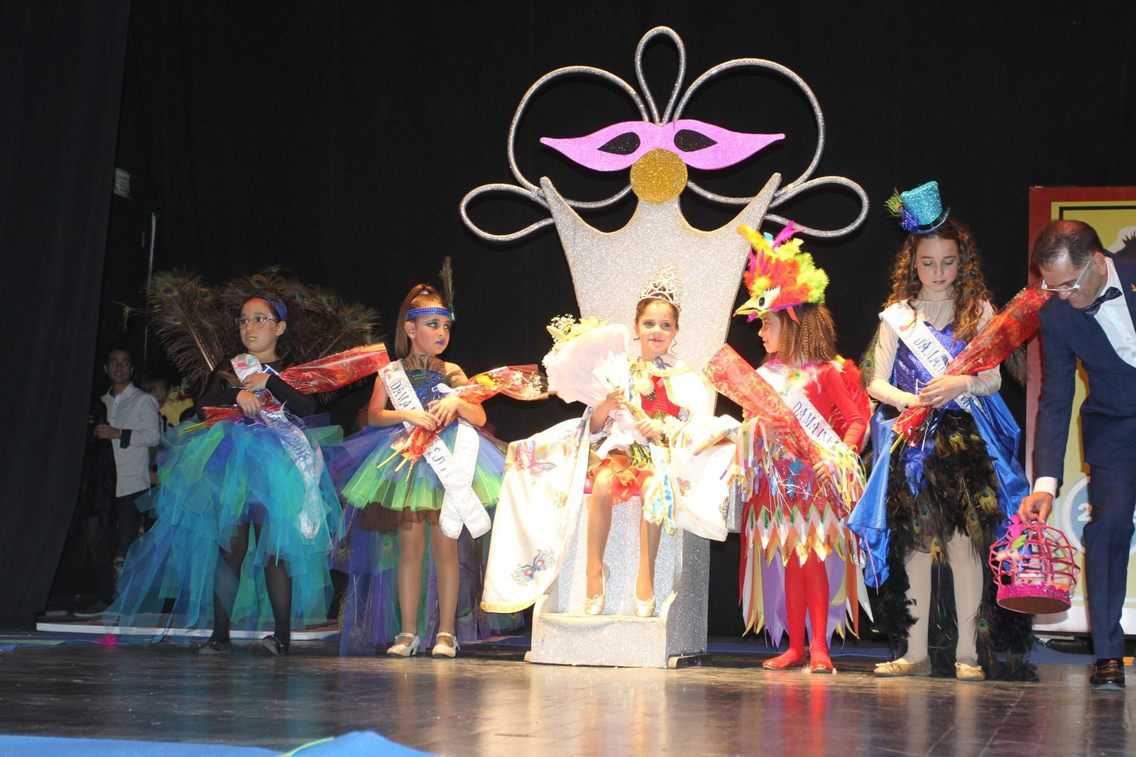 Gala de la coronación de  la choquera mayor e infantil del Carnaval Colombino 2018