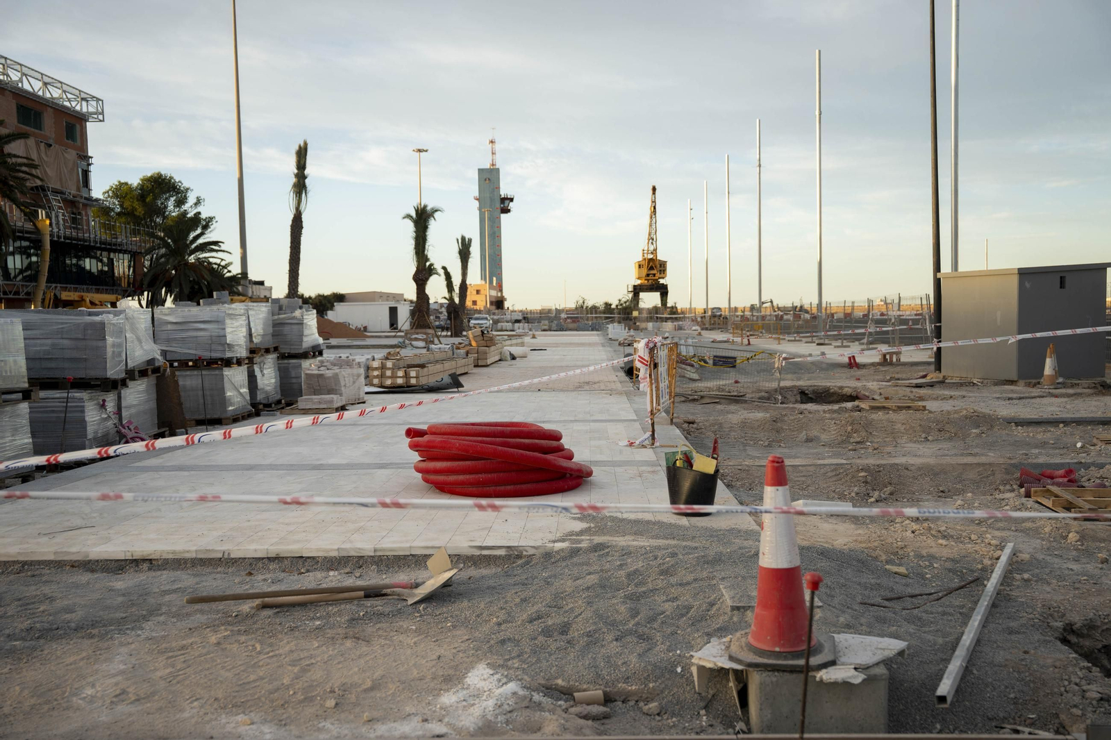 En imágenes las obras del Puerto Ciudad de Almería