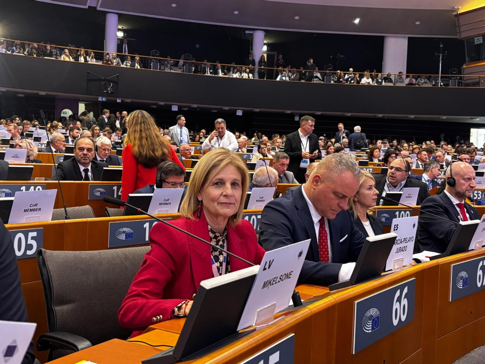 La alcaldesa de Jerez, María José García Pelayo, en el Parlamento Europeo.