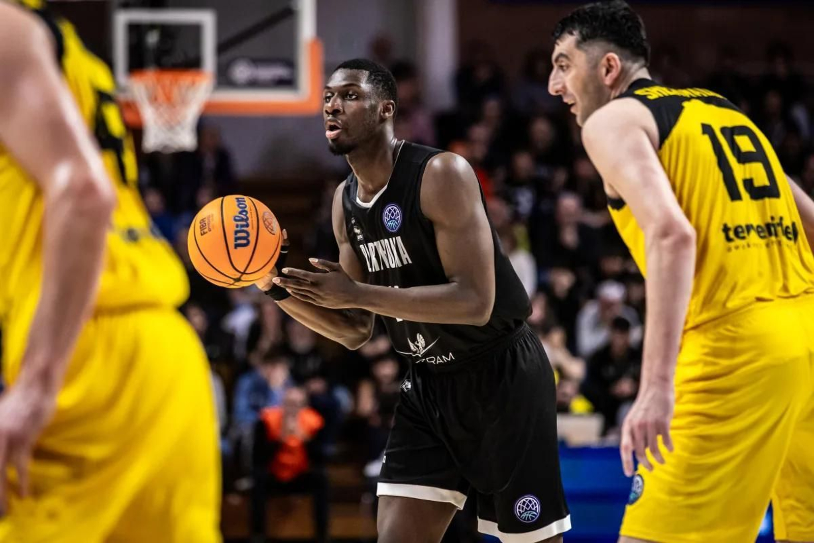 La conexión Huertas-Shermadini lanza al Tenerife a la Final Four de BCL