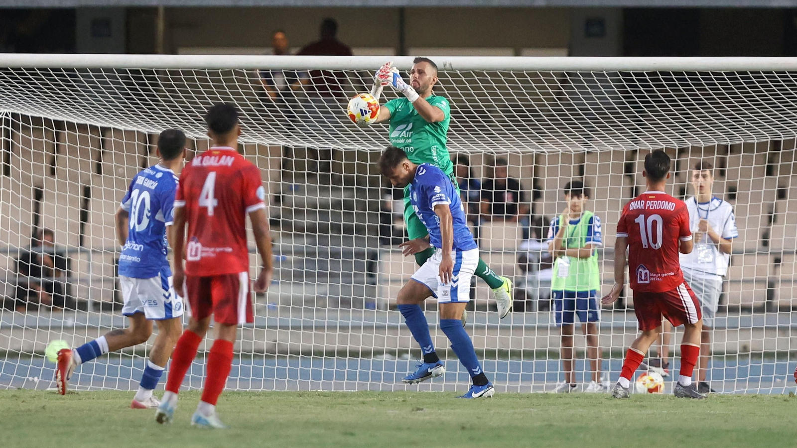 Imágenes del Xerez DFC y la Deportiva Minera en Chapín