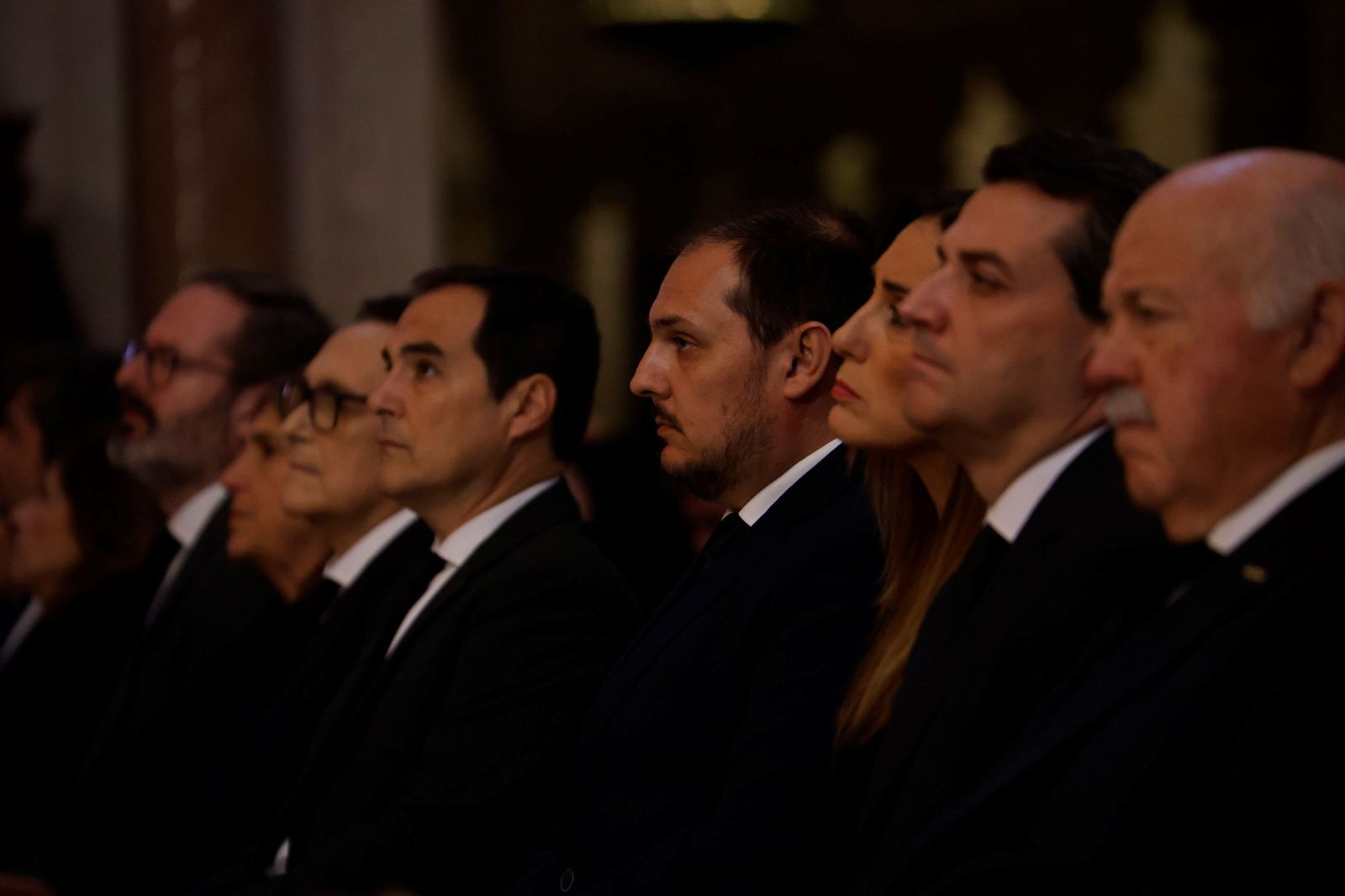 Las imágenes del funeral en Córdoba por las víctimas de la tragedia de Adamuz