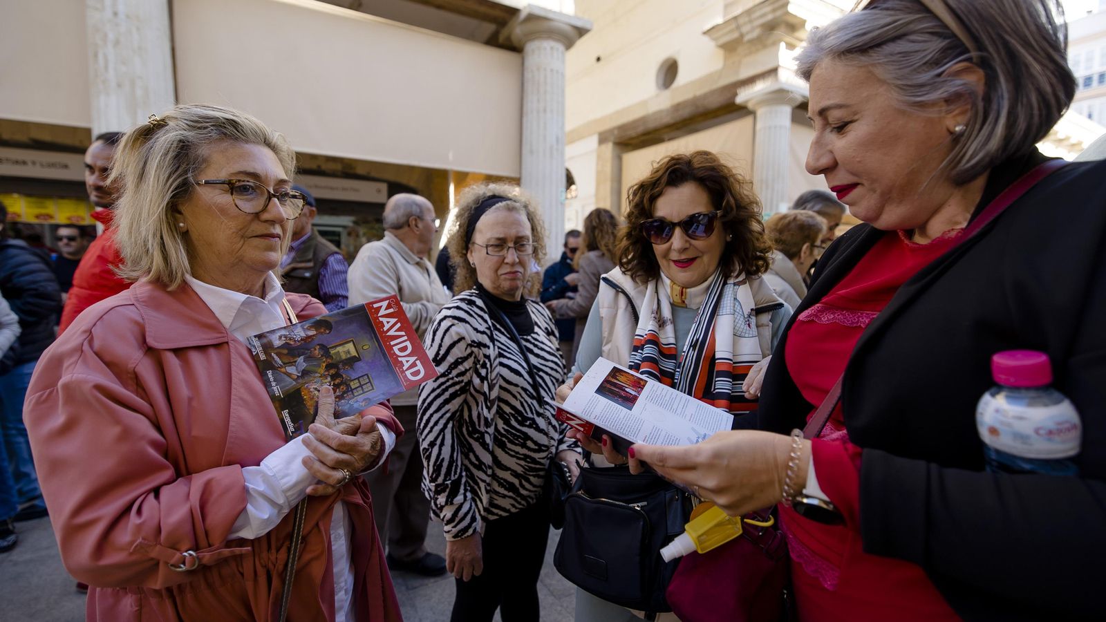 Algunos gaditanos pudieron ver en exclusiva los contenidos de esta revista que se entrega gratis el jueves con Diario de Jerez y Diario de Cádiz, y Europa Sur