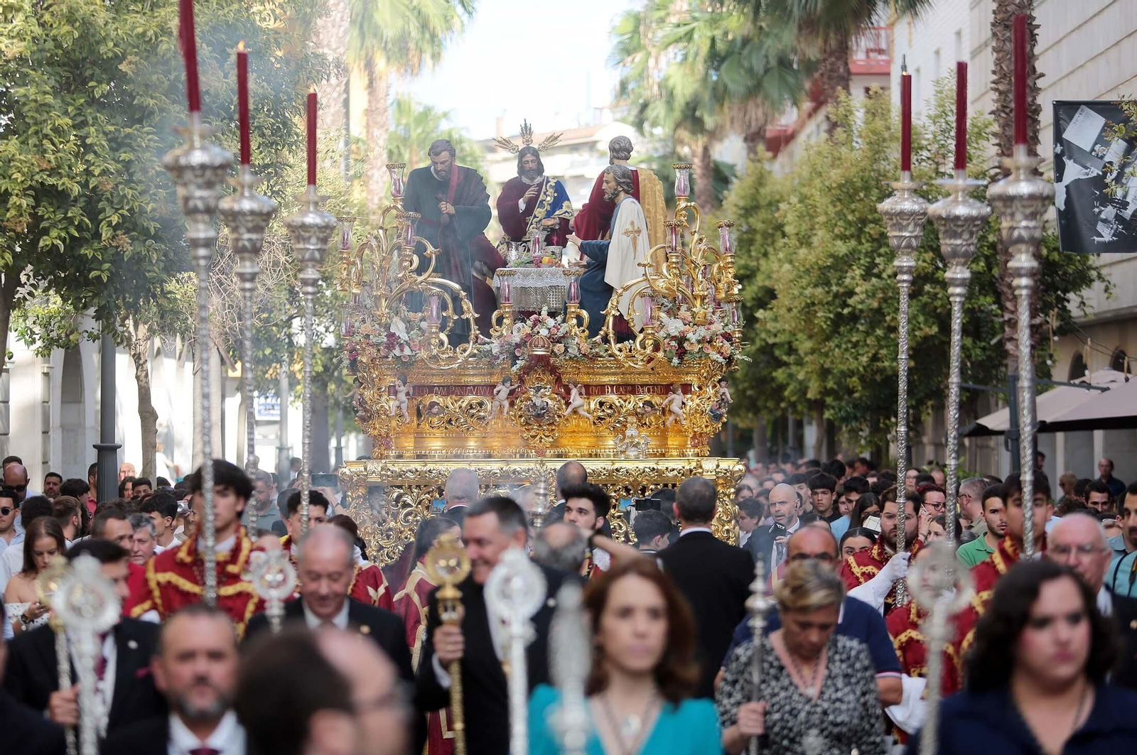 Imágenes de la imposición de la Medalla de Oro de Huelva al Cristo del Amor