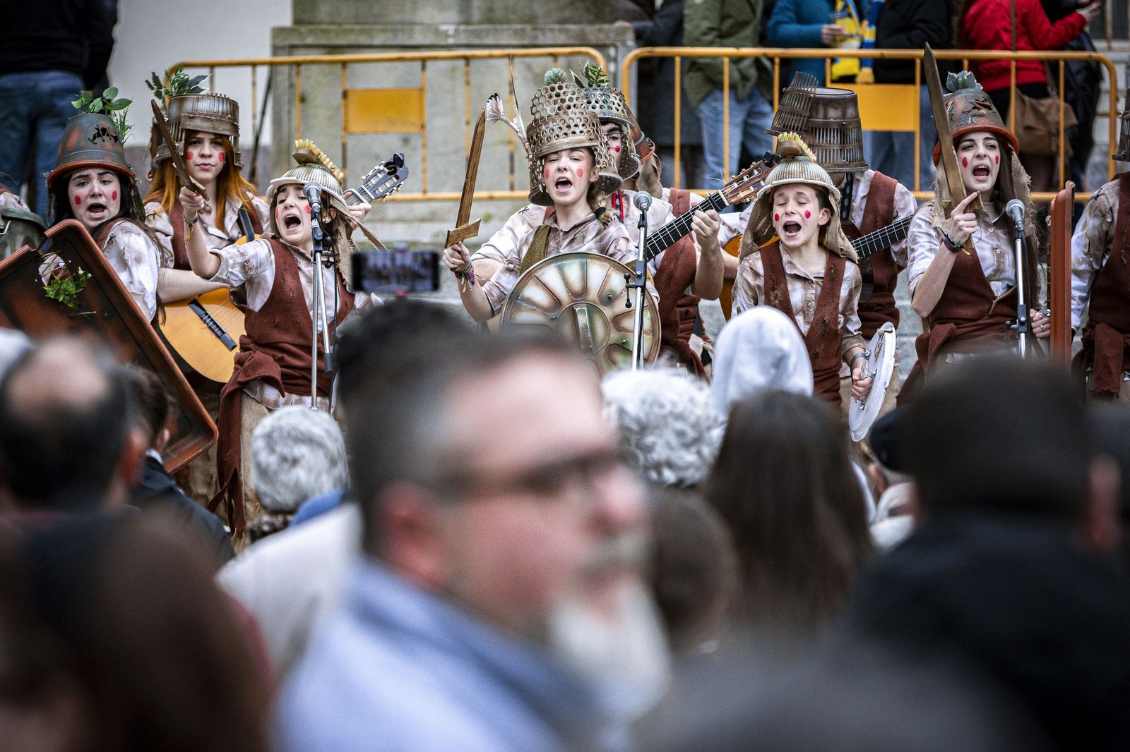Las imágenes de la Chicharronada y la Gambada del Carnaval de Cádiz 2026