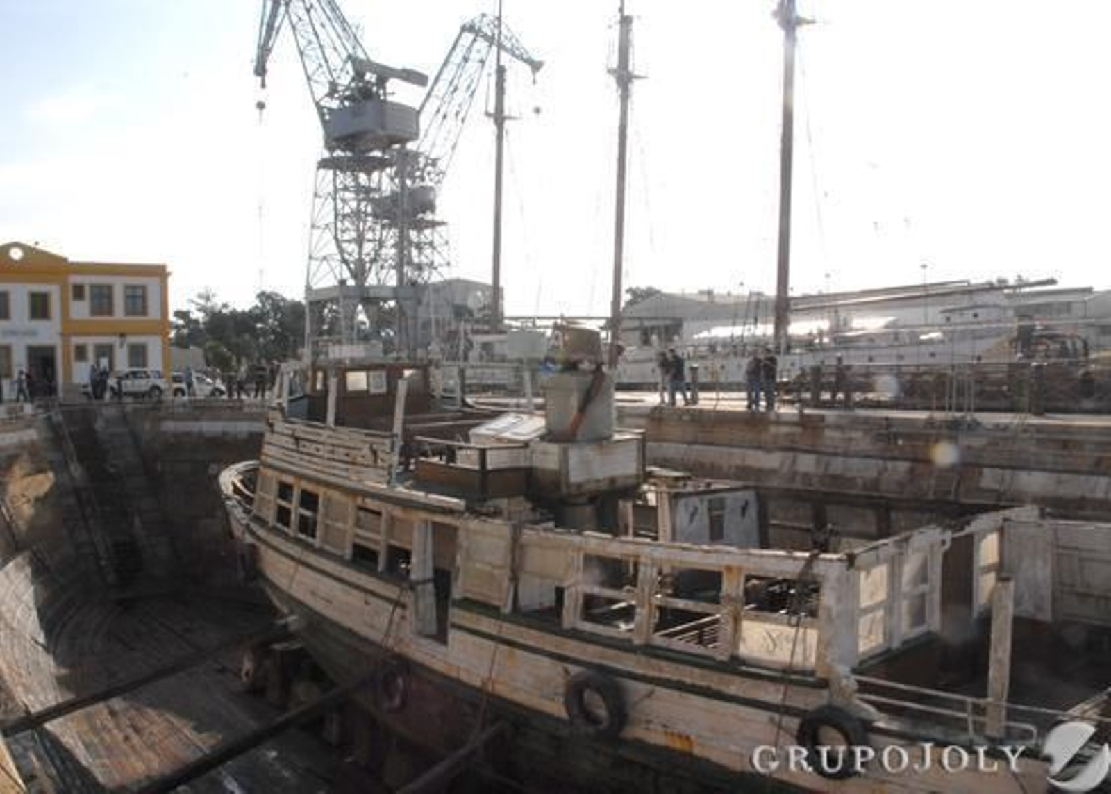 El Vaporcito se encuentra ya en el dique seco de los astilleros de San Fernando a la espera de una decisión sobre su futuro.

Foto: Elias Pimentel