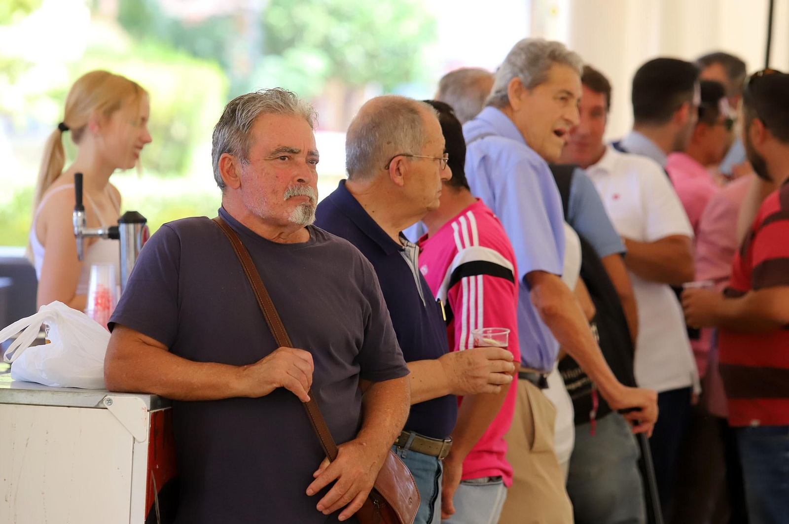 Imágenes del ambiente en las Colombinas de día de Isla Chica