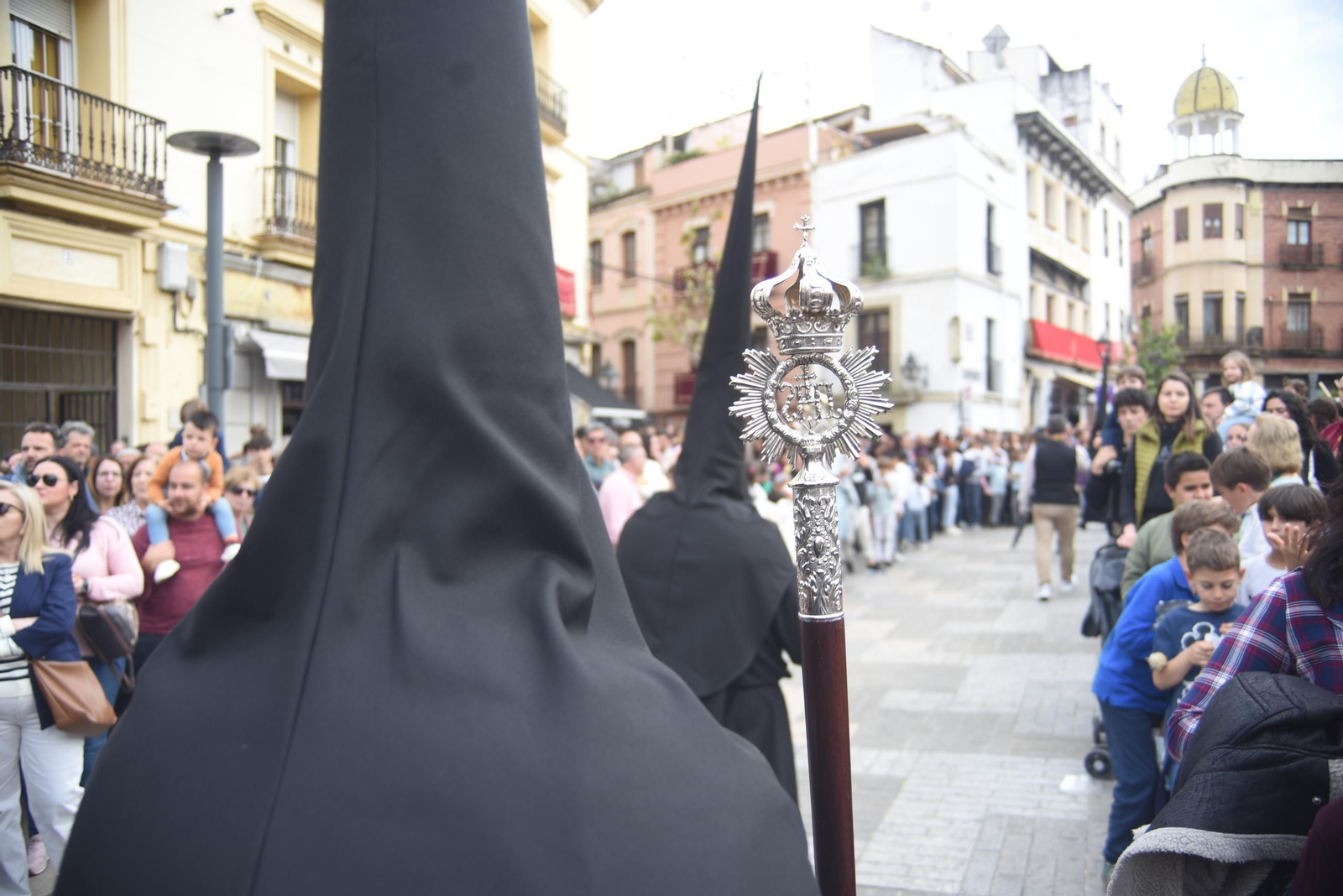 La procesión del Nazareno en este Jueves Santo de Córdoba, en imágenes