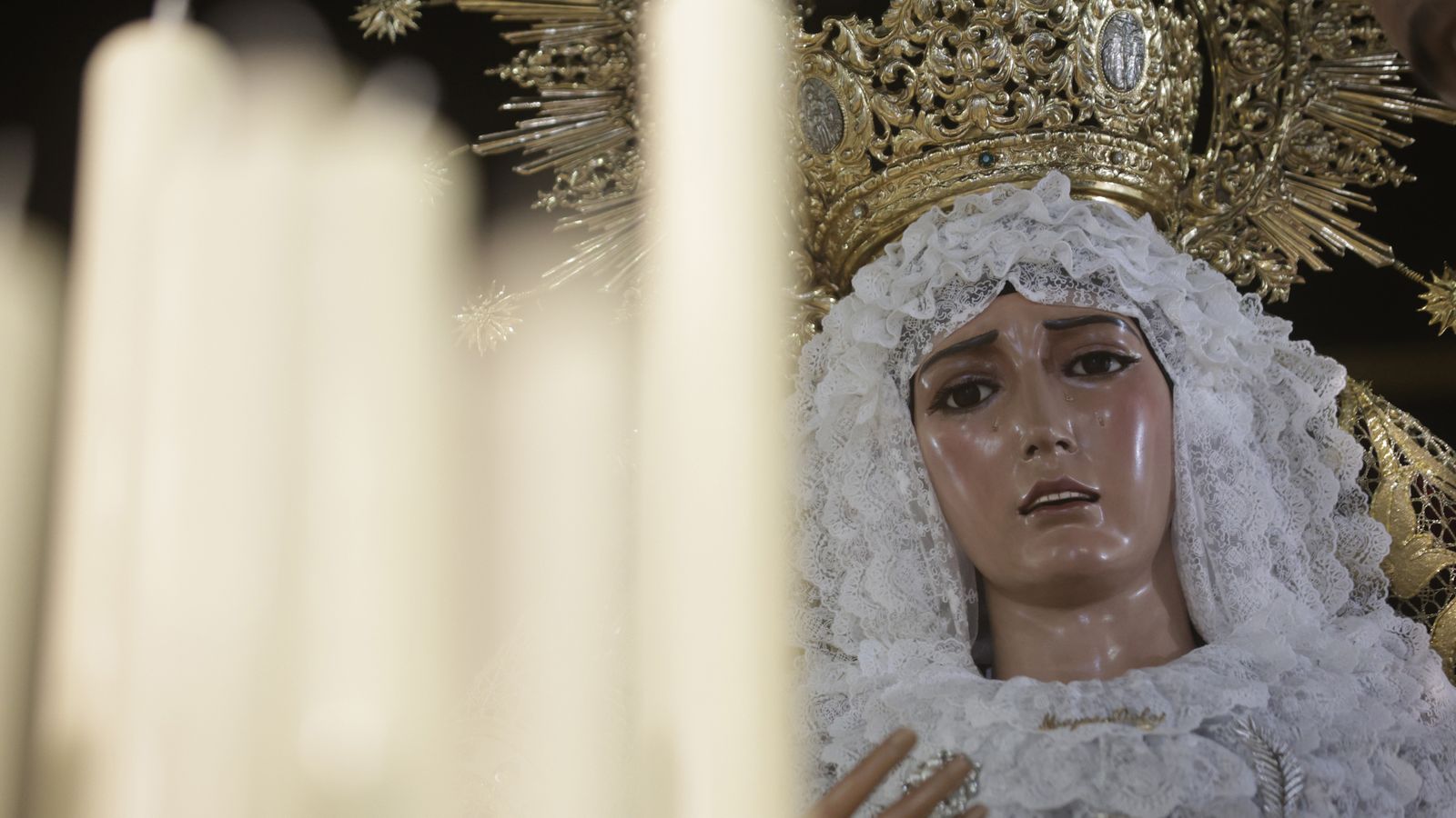 Preparativos en las iglesias de Algeciras para la Magna Mariana, en imágenes