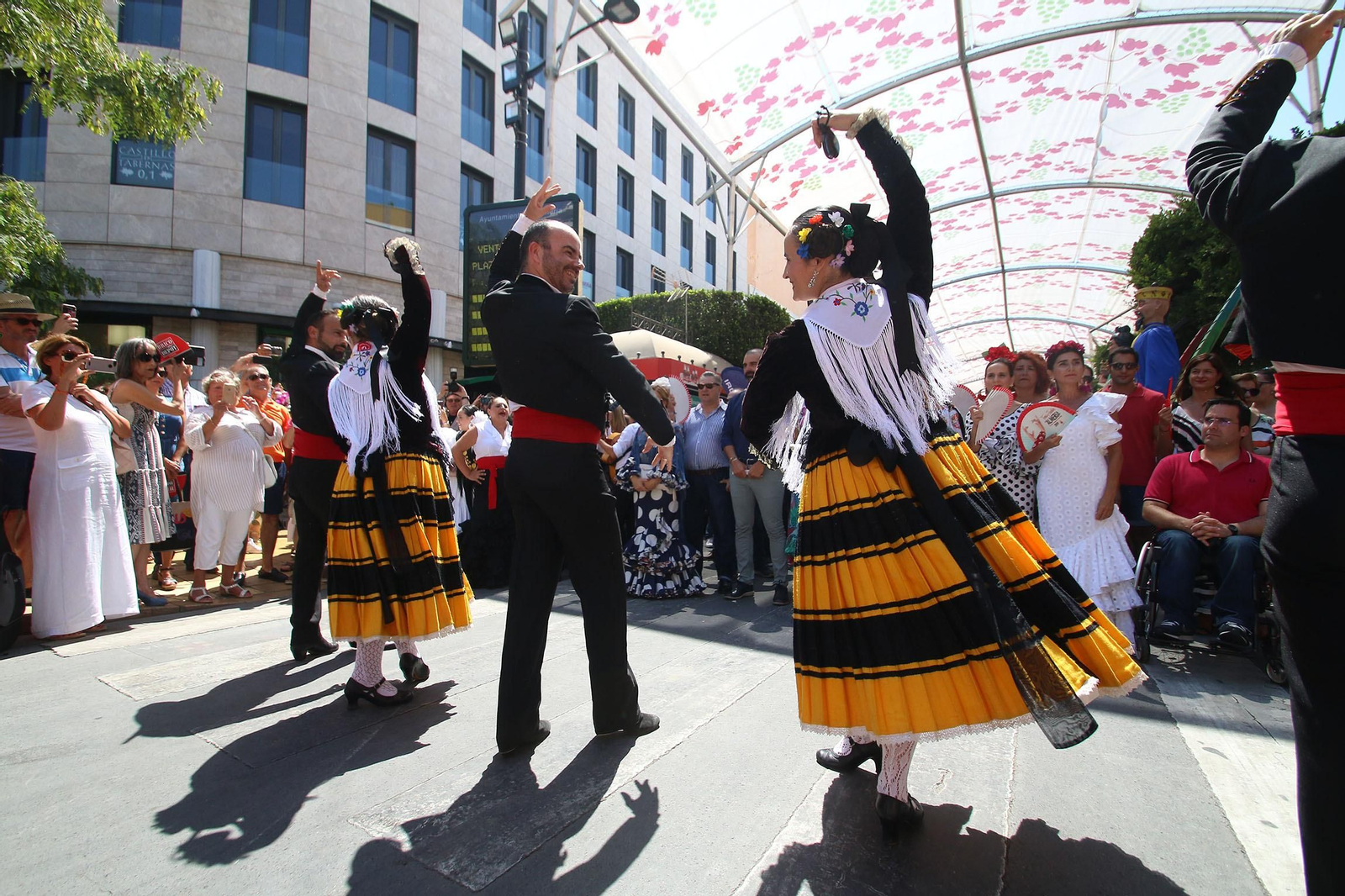 Fotogalería de la inauguración de la feria del mediodía. Feria de Almería 2019