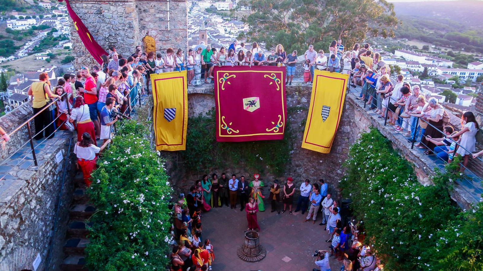 Patio de Armas del Castillo Medieval de Cortegana