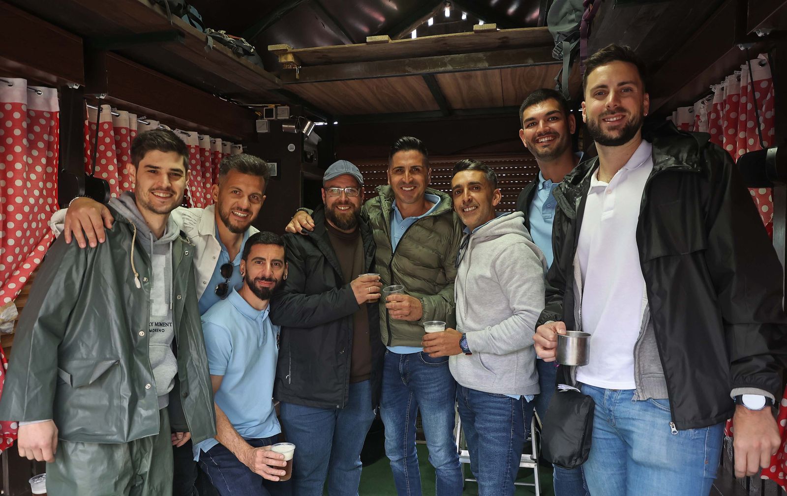 Búscate en las fotos del sábado en la romería de Los Barrios