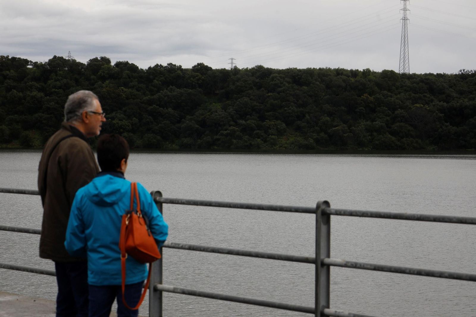 El desembalse del pantano de Navallana, en imágenes