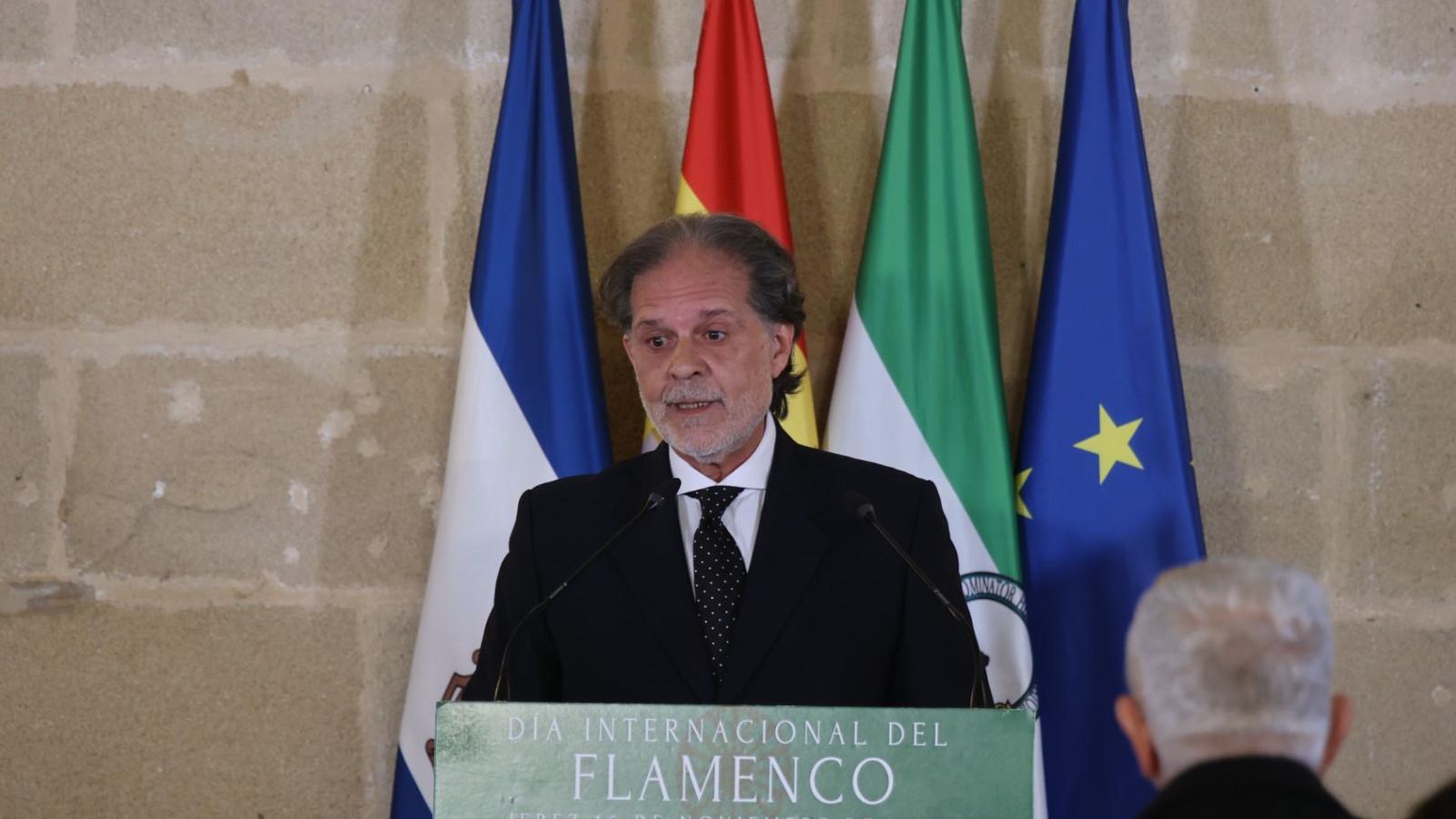 Lectura del Manifiesto en Defensa del Flamenco a cargo de Joaquín López Bustamante