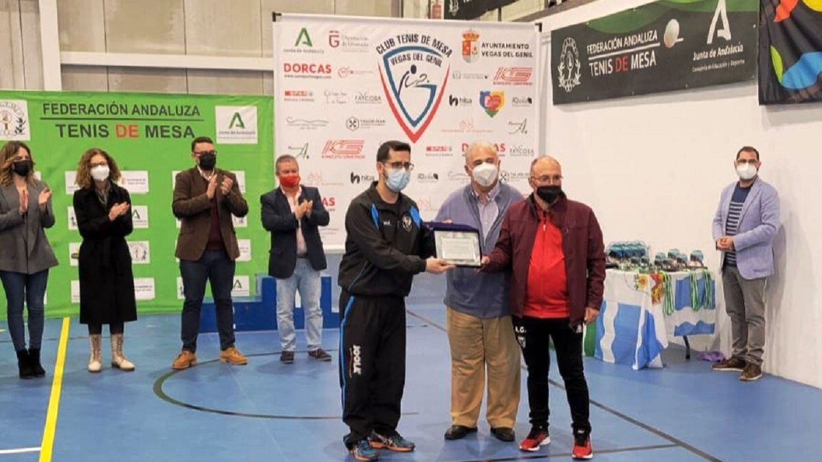 Un momento de la entrega de trofeos en la clausura del Andaluz