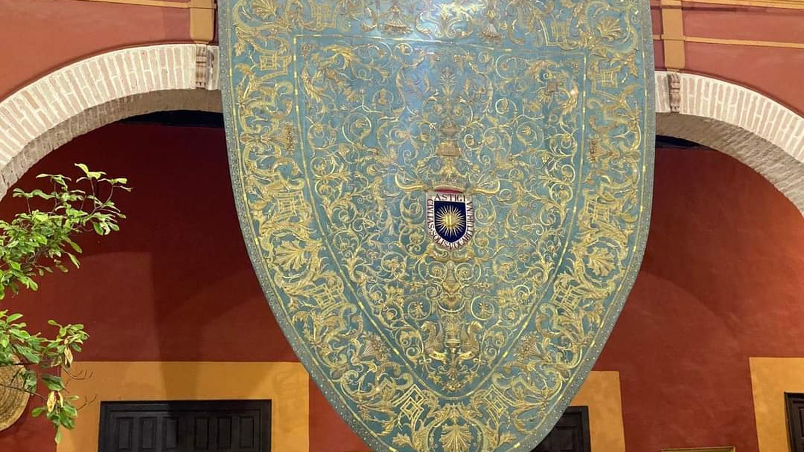 El denominado manto del pueblo, de 1920 y restaurado por Jesús Rosado.