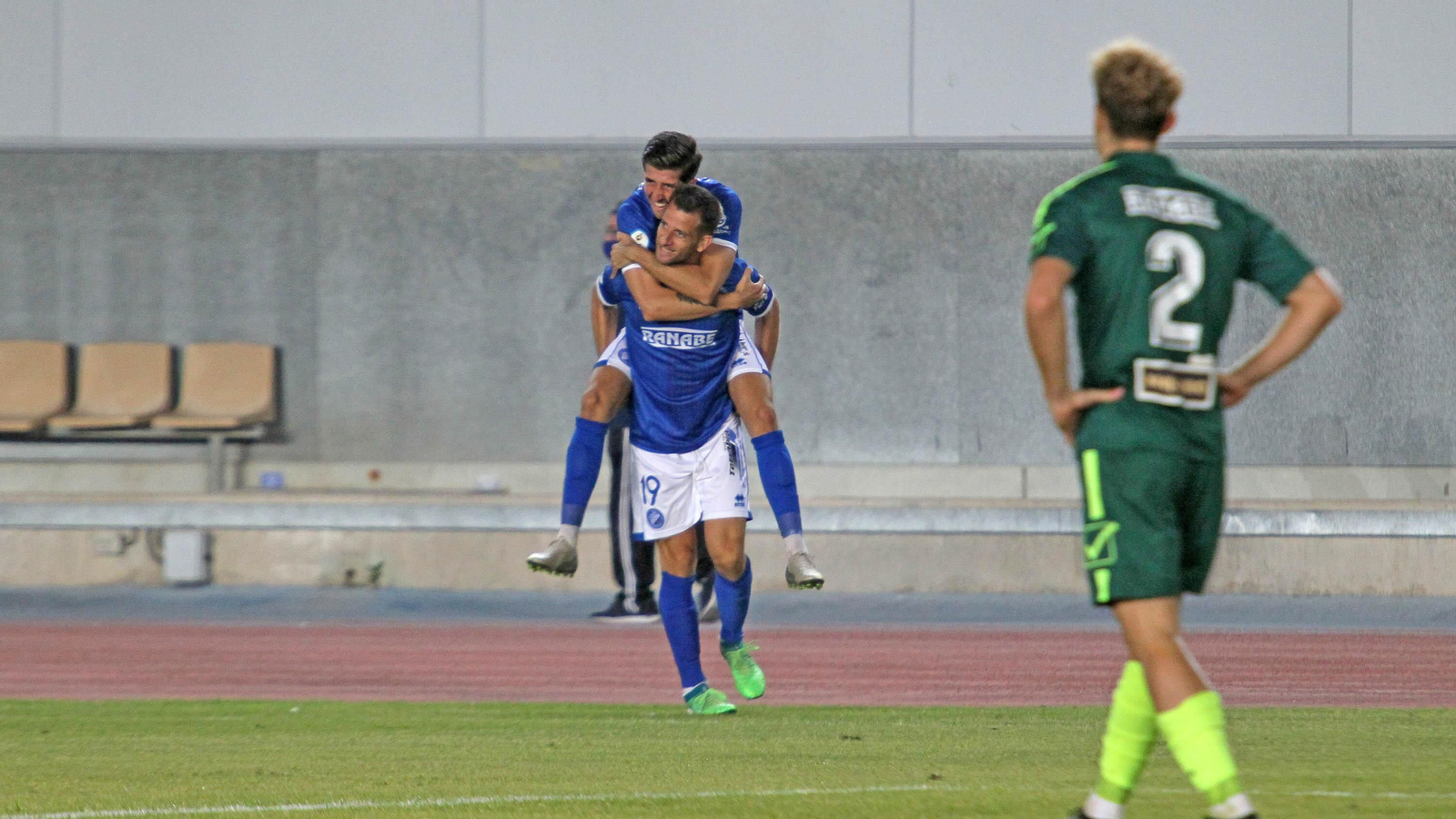 Imágenes del Xerez DFC - CD Rota en Chapín