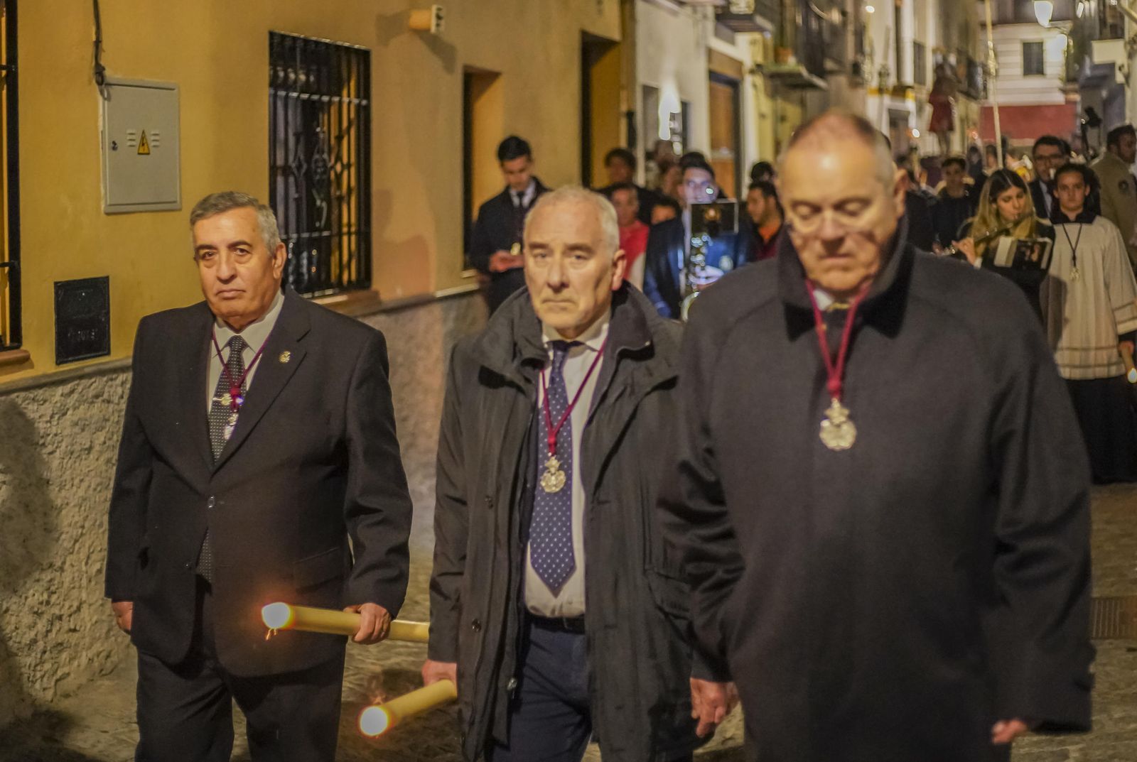 El Señor de la Sentencia, en vía crucis, a los pies de la Alhambra