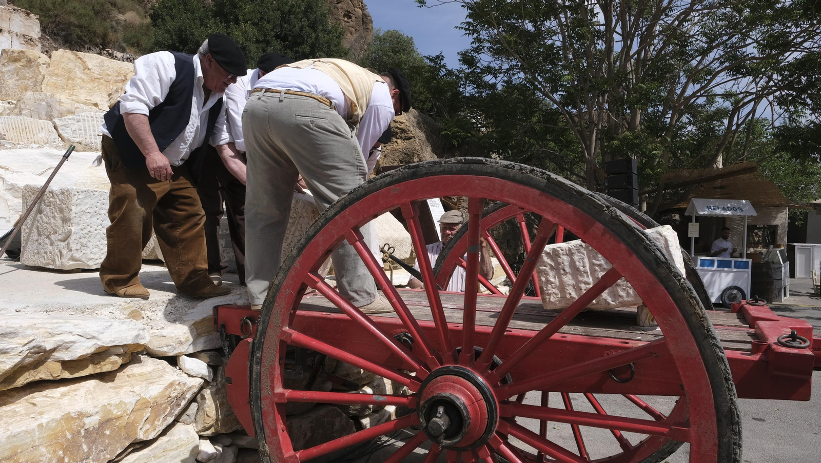 Imágenes de la recreación histórica Canteros y Caciques, en Macael