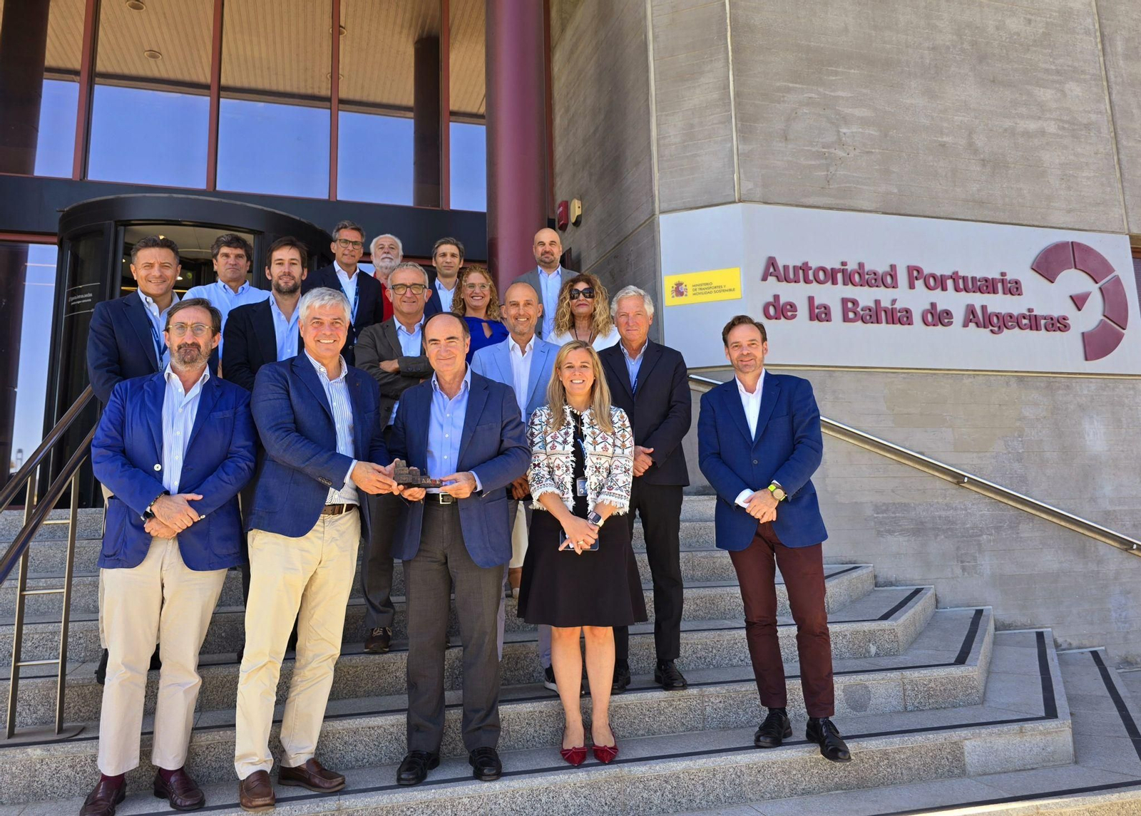 Integrantes de ARCE y la APBA.