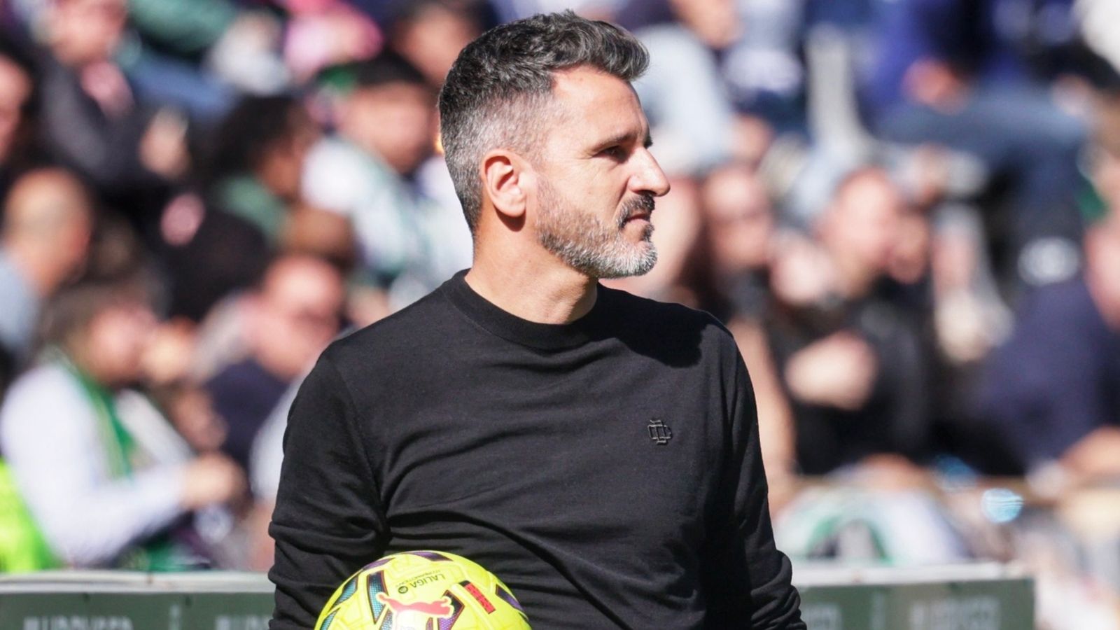El técnico astuariano, en el último duelo liguero de los blanquiverdes ante el Leganés.